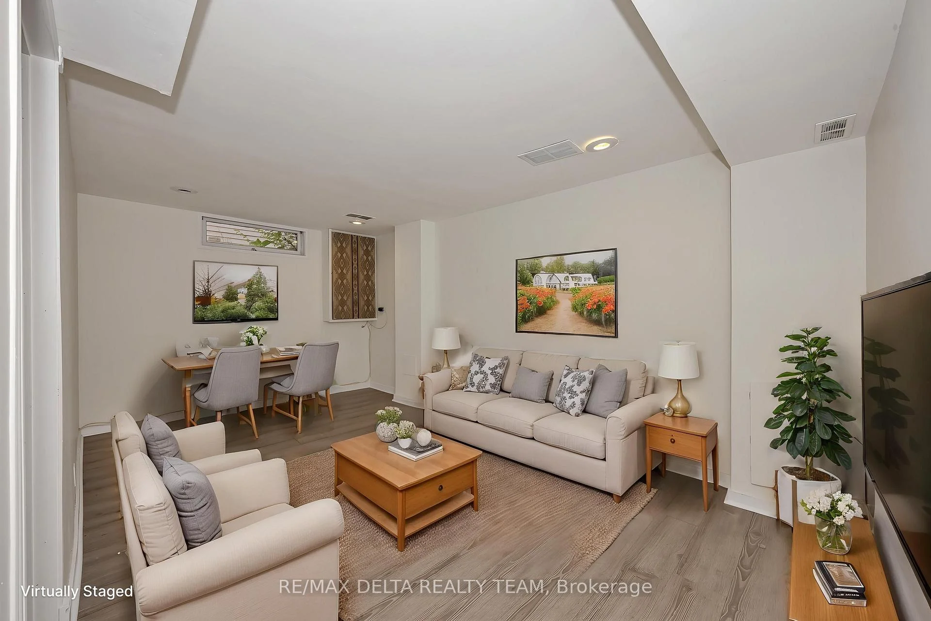 Photo 29 of 435 Duvernay Drive, Ottawa, Queenswood Heights South — HOMEH
