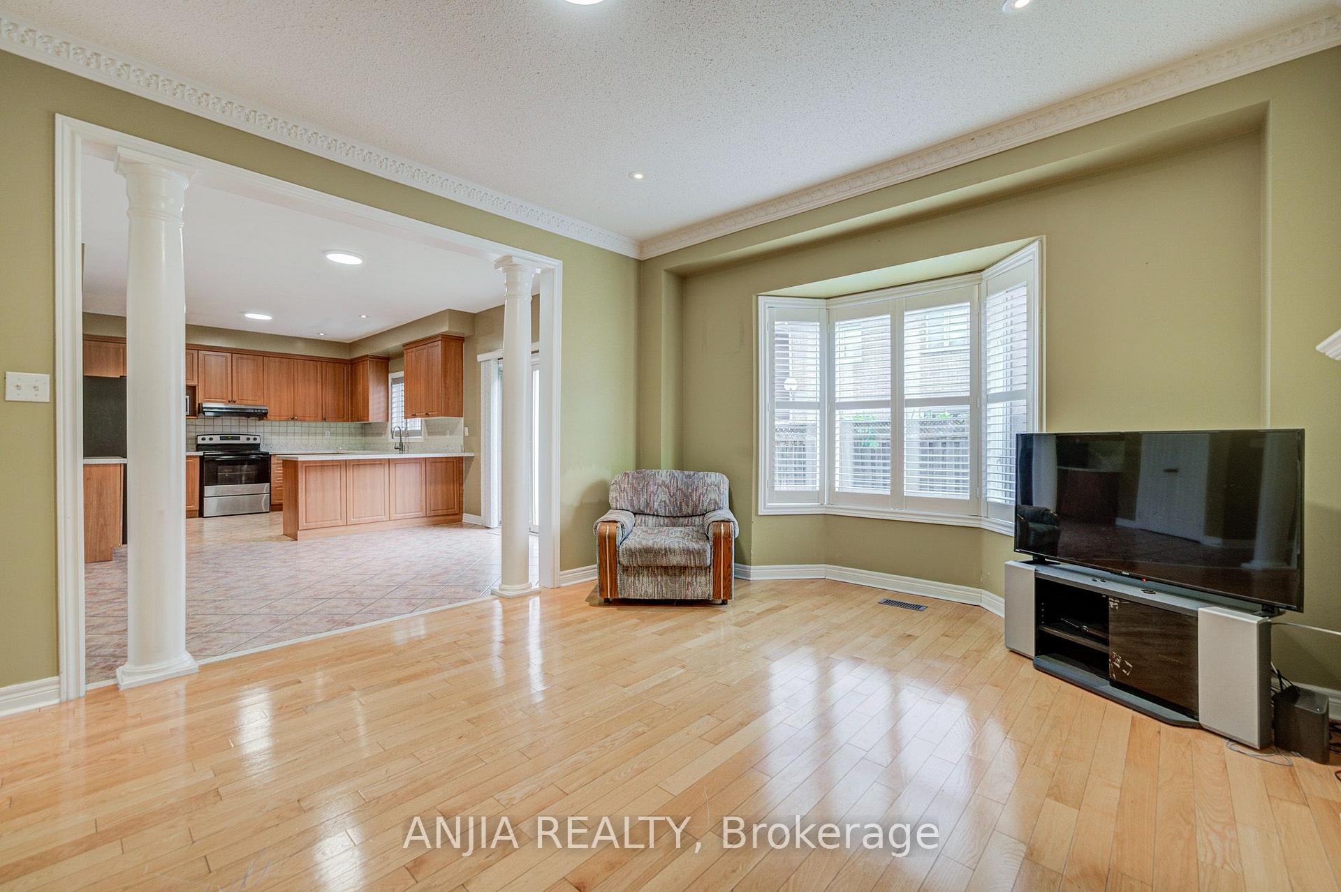Photo 29 of 23 Ayhart Street E, Markham, Wismer — HOMEH