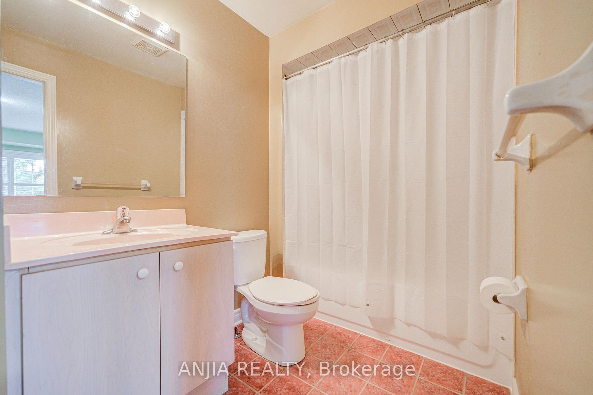 Photo 33 of 23 Ayhart Street E, Markham, Wismer — HOMEH