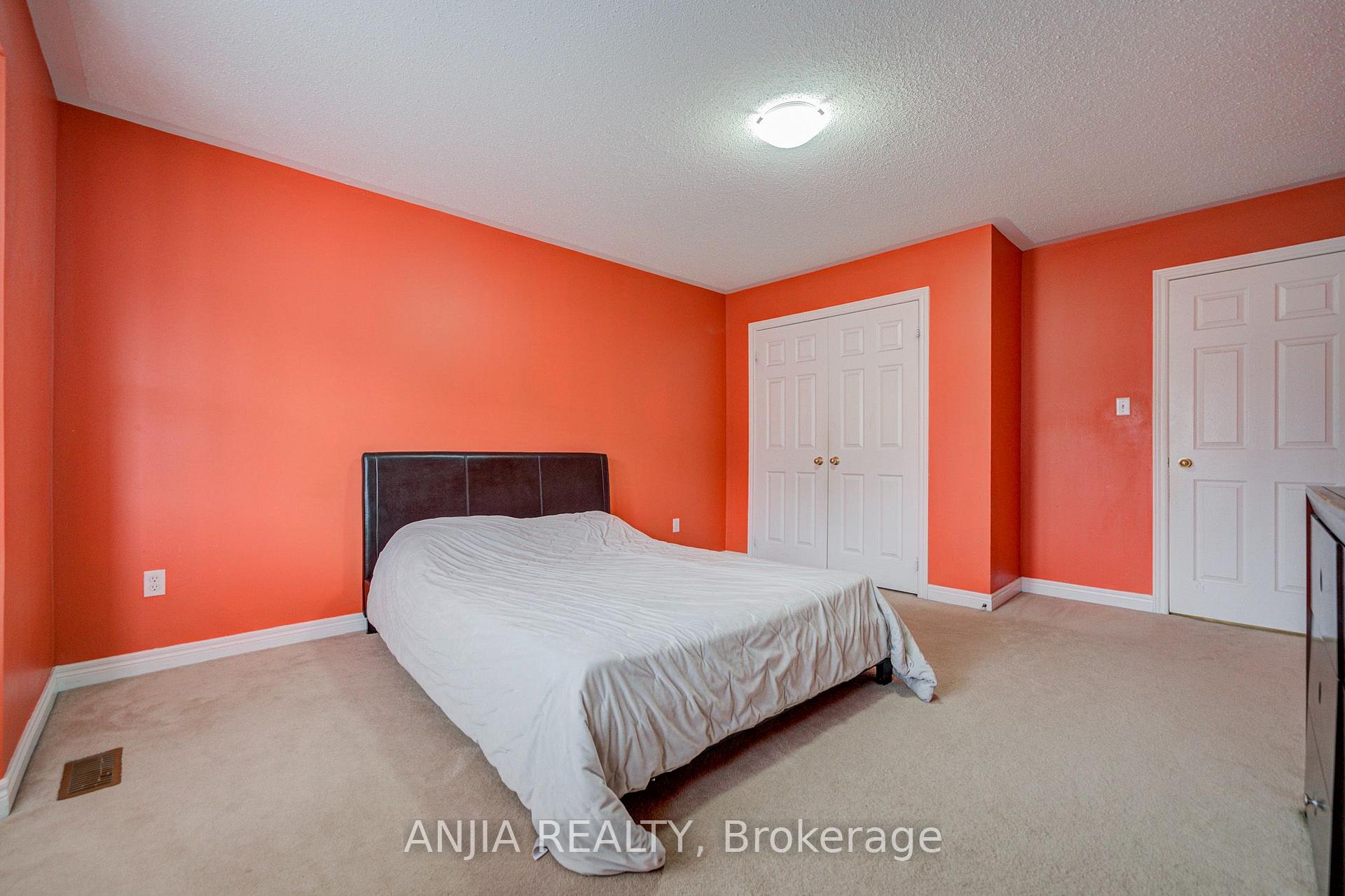 Photo 39 of 23 Ayhart Street E, Markham, Wismer — HOMEH