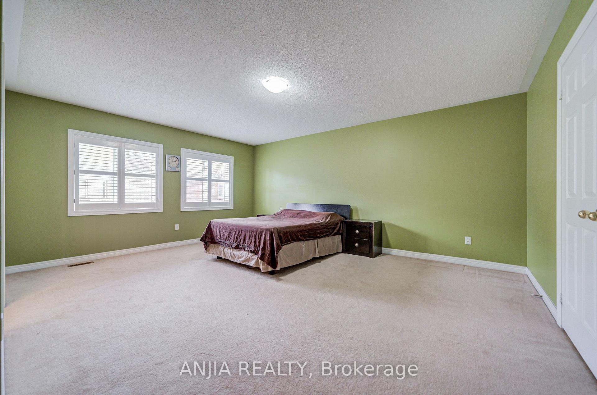 Photo 42 of 23 Ayhart Street E, Markham, Wismer — HOMEH