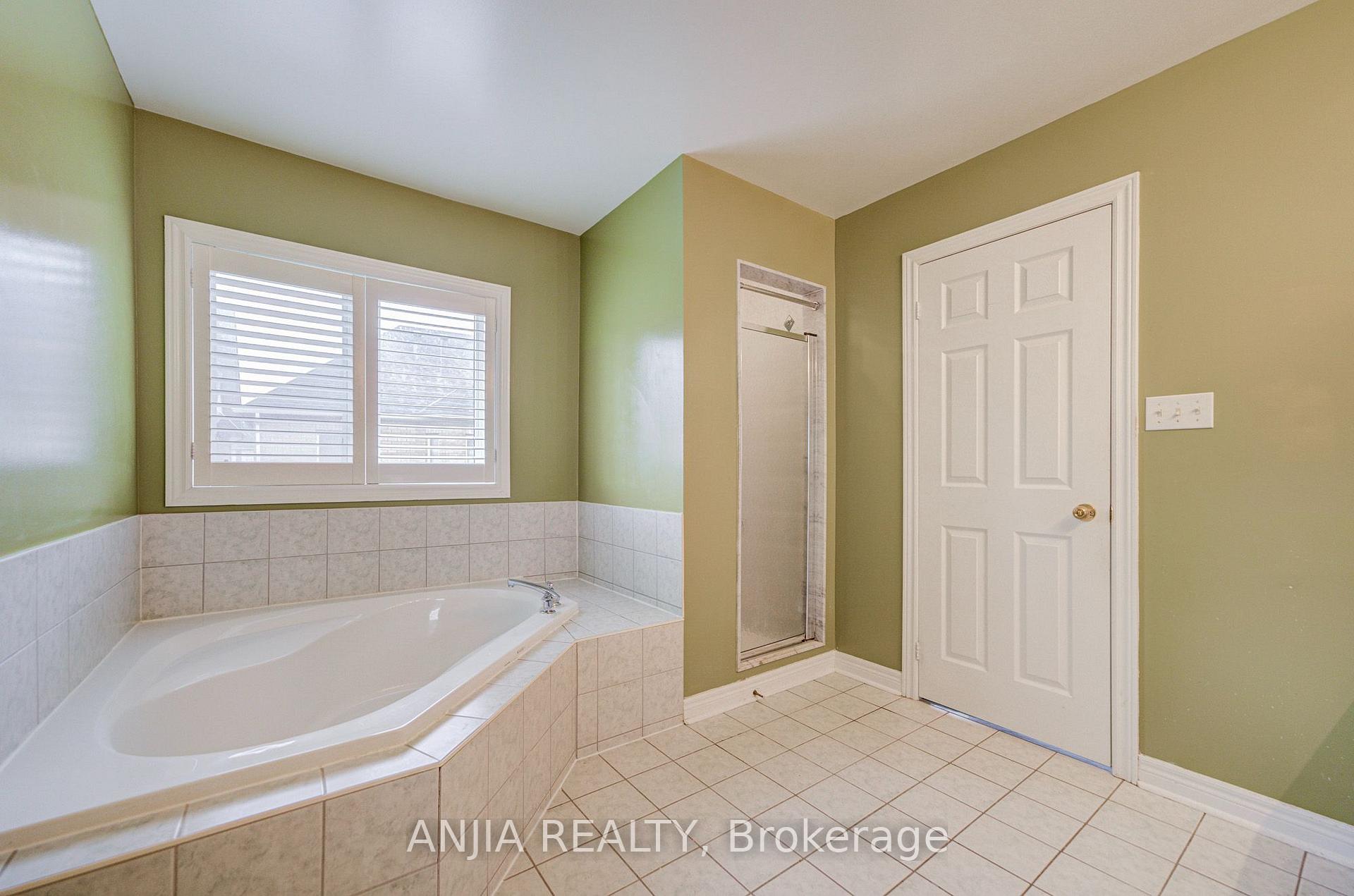 Photo 46 of 23 Ayhart Street E, Markham, Wismer — HOMEH