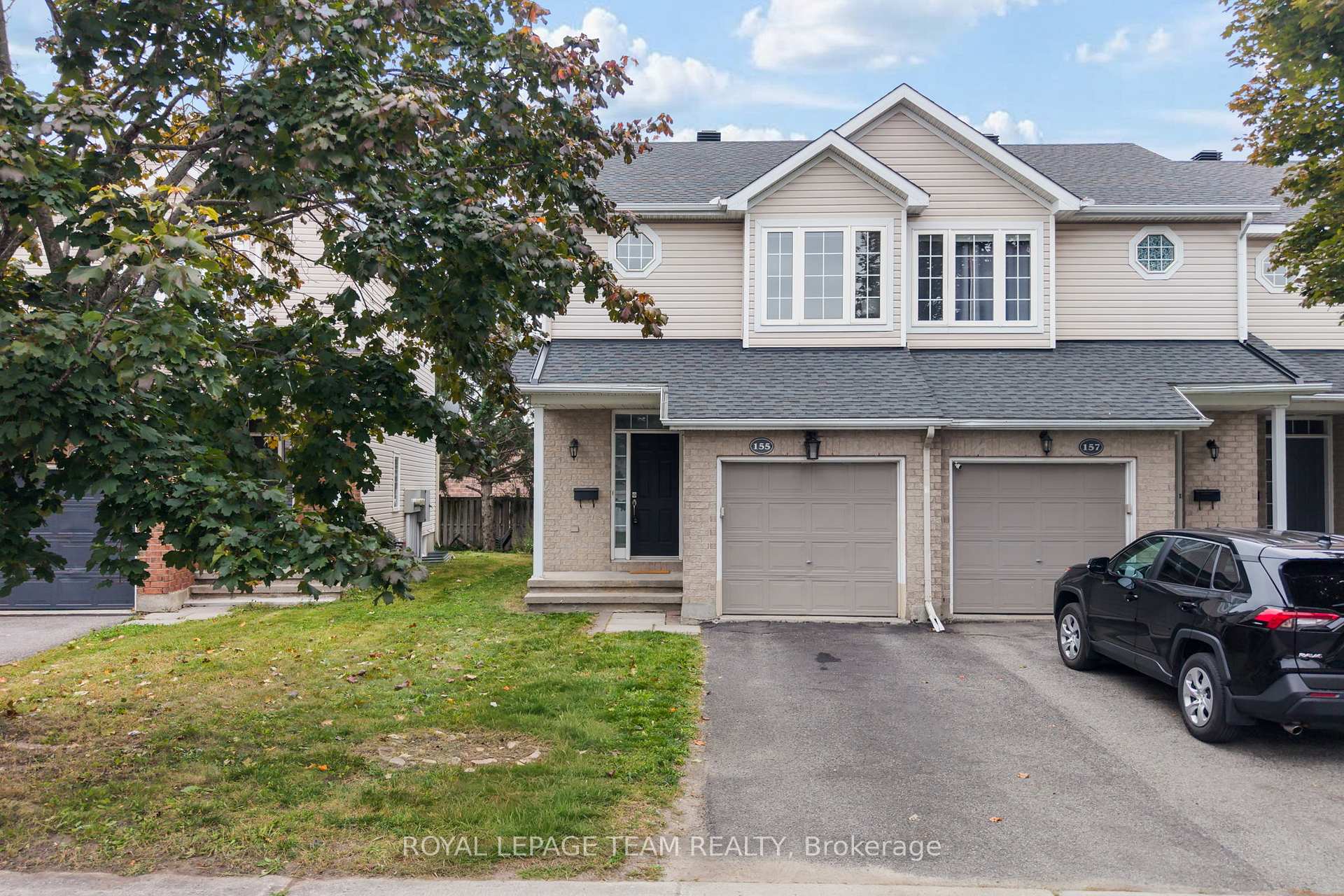 Photo of 155 Oakfield Crescent