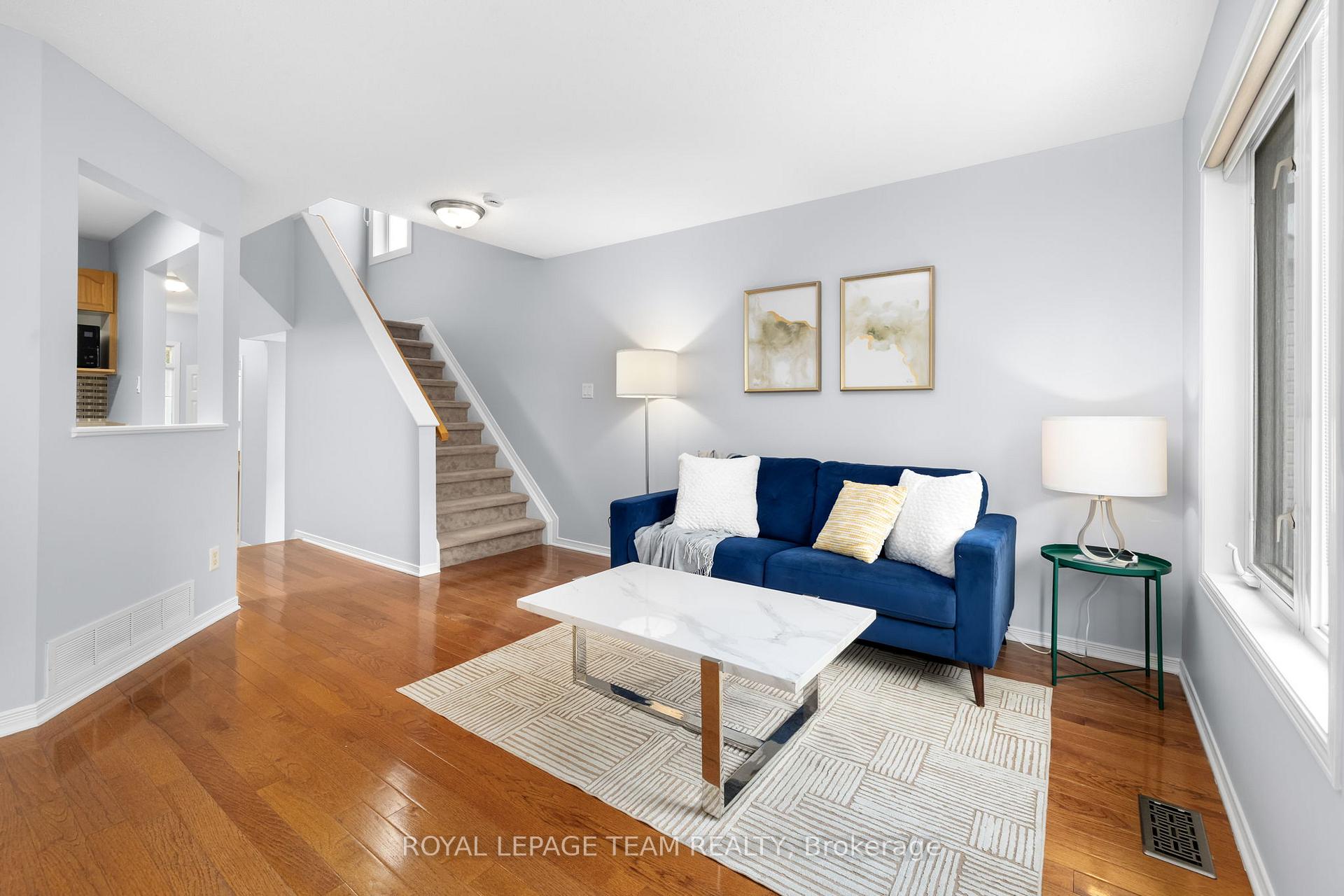 Photo 10 of 155 Oakfield Crescent, Ottawa, Barrhaven - Longfields — HOMEH