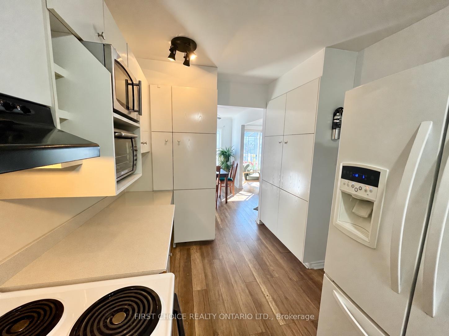 Photo 3 of Unit 186, 825 Cahill Drive W, Ottawa, Hunt Club — HOMEH