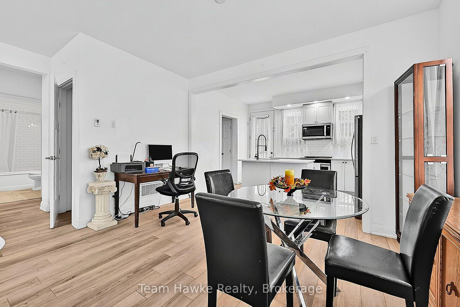 Photo 7 of Unit 0, 1 Samantha Lane, Midland — HOMEH