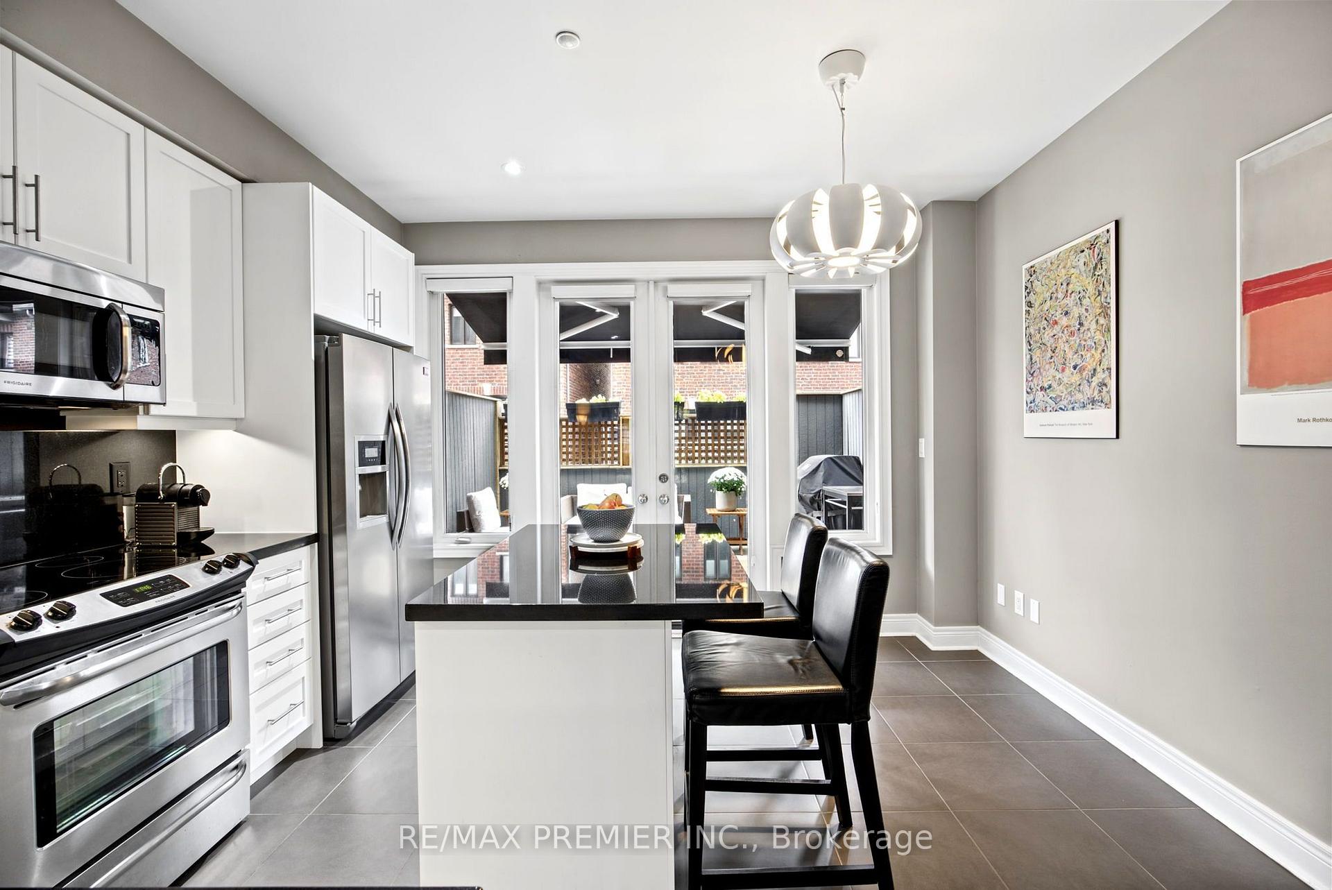 Photo 35 of 37 Nease Lane, Vaughan, West Woodbridge — HOMEH