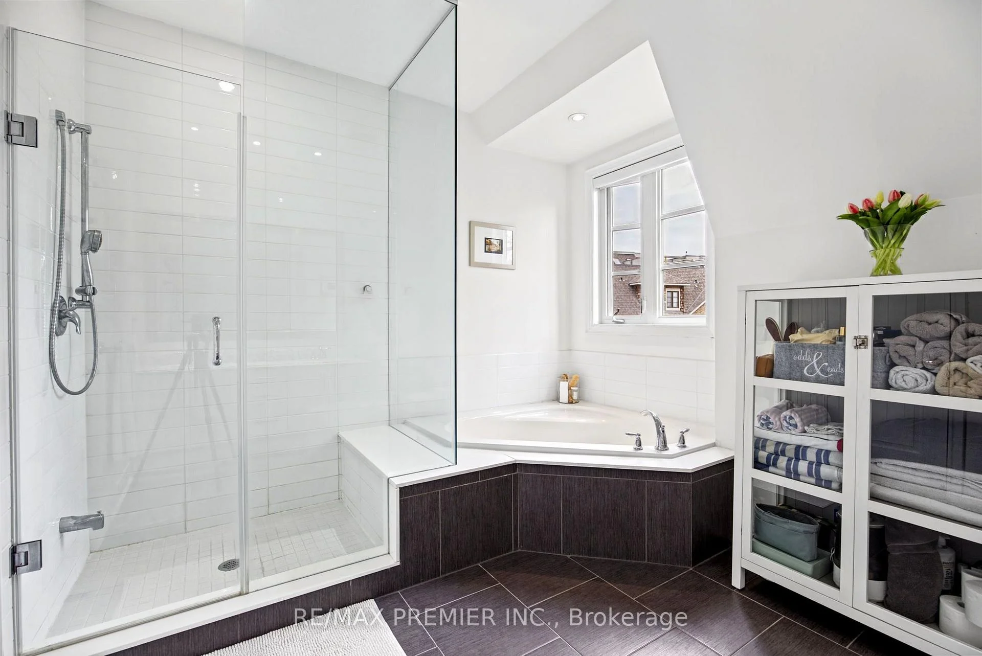 Photo 93 of 37 Nease Lane, Vaughan, West Woodbridge — HOMEH