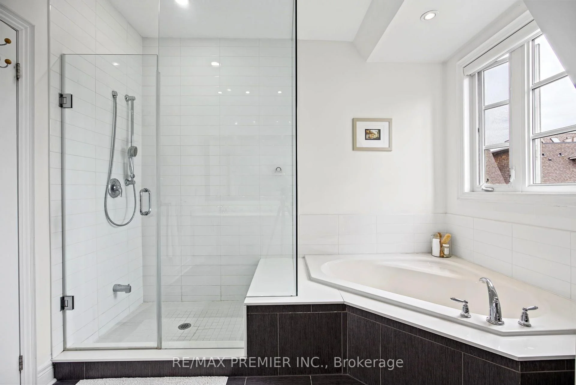 Photo 95 of 37 Nease Lane, Vaughan, West Woodbridge — HOMEH