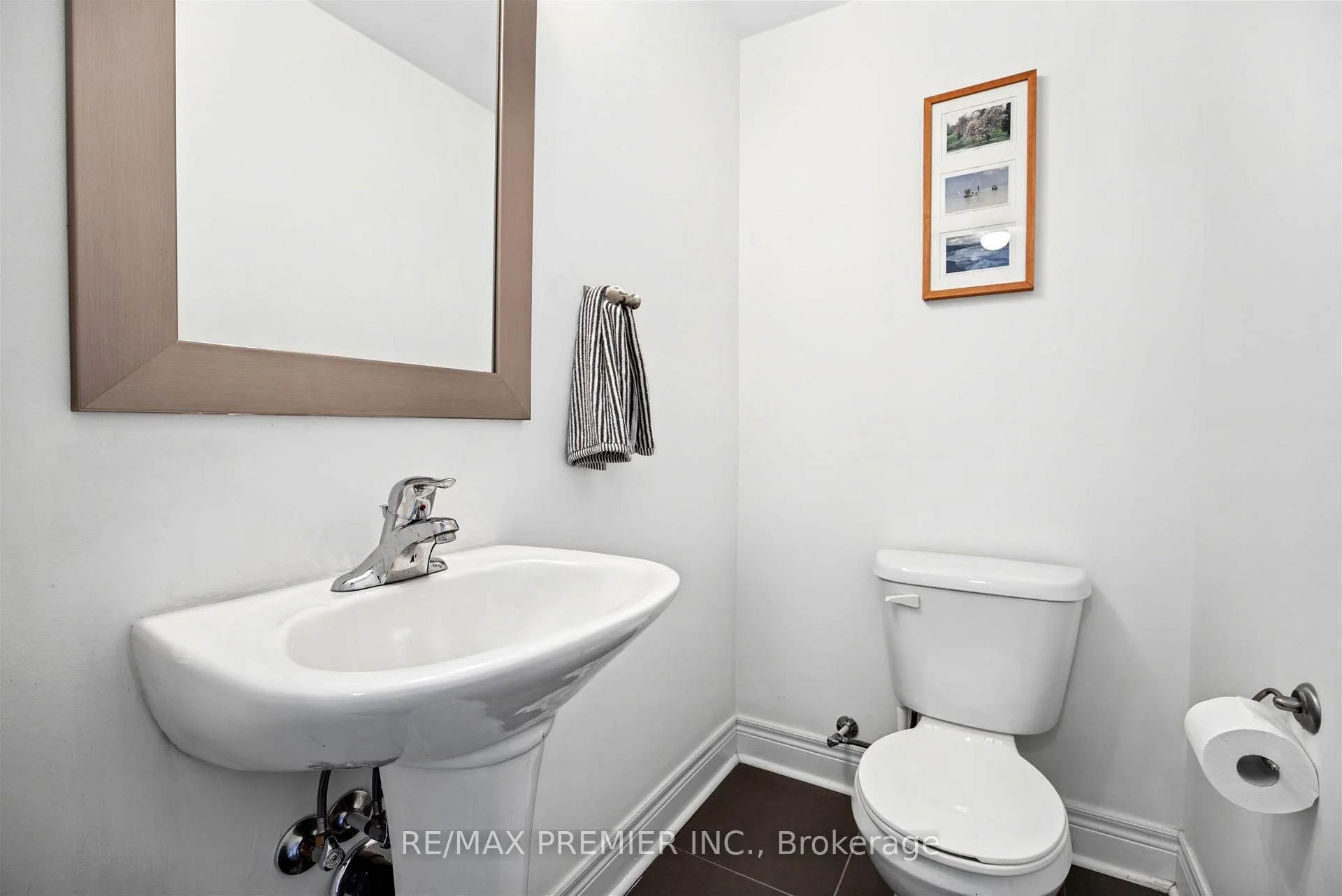 Photo 19 of 37 Nease Lane, Vaughan, West Woodbridge — HOMEH