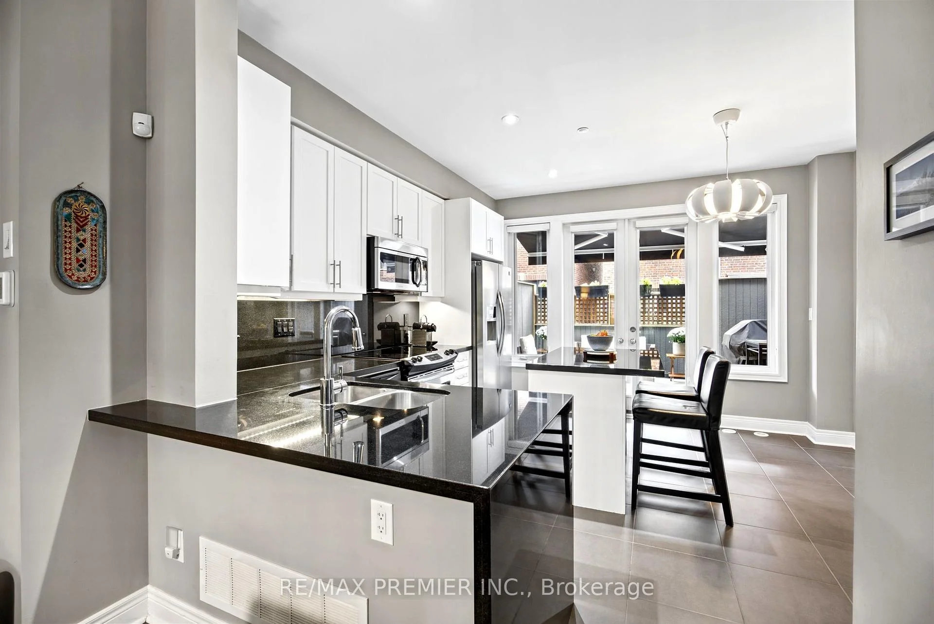 Photo 30 of 37 Nease Lane, Vaughan, West Woodbridge — HOMEH
