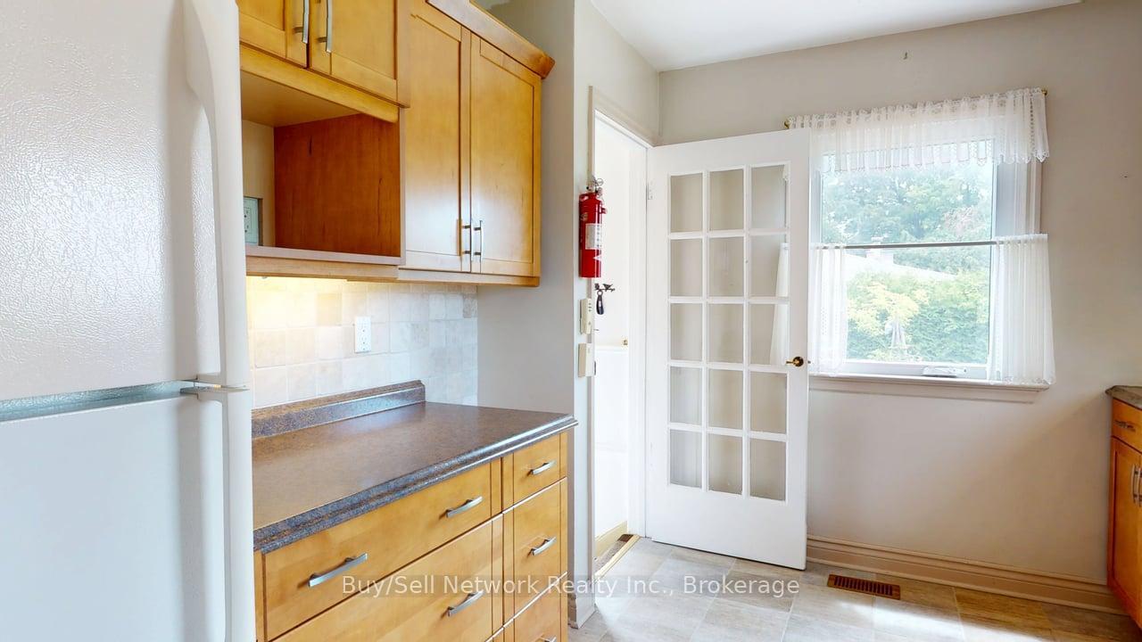 Photo 15 of 962 Ward Street, Selwyn — HOMEH