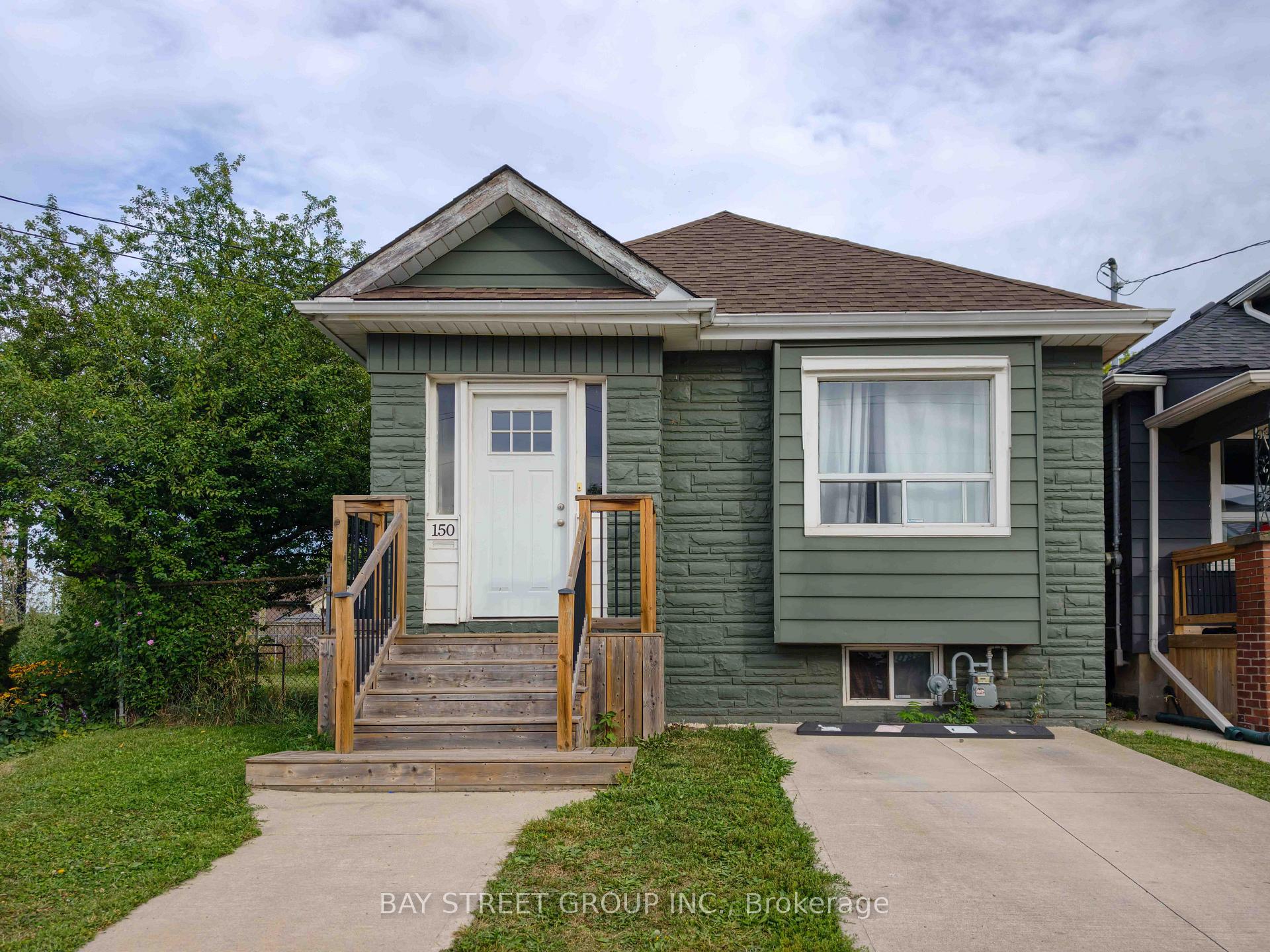 Photo 1 of 150 Crosthwaite Avenue N, Hamilton, Homeside — HOMEH