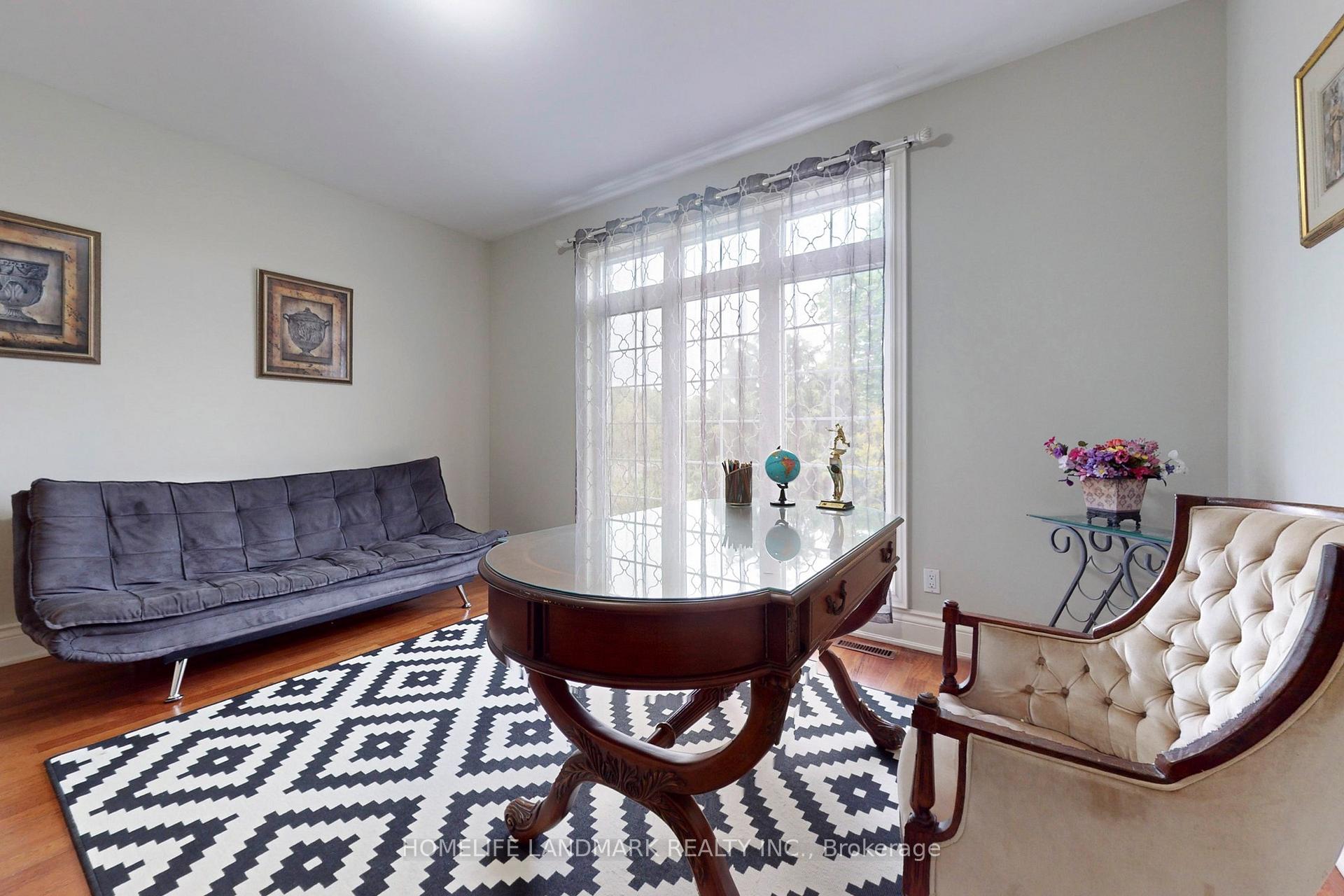 Photo 20 of 19 Wolf Run Court, Whitchurch-Stouffville, Rural Whitchurch-Stouffville — HOMEH