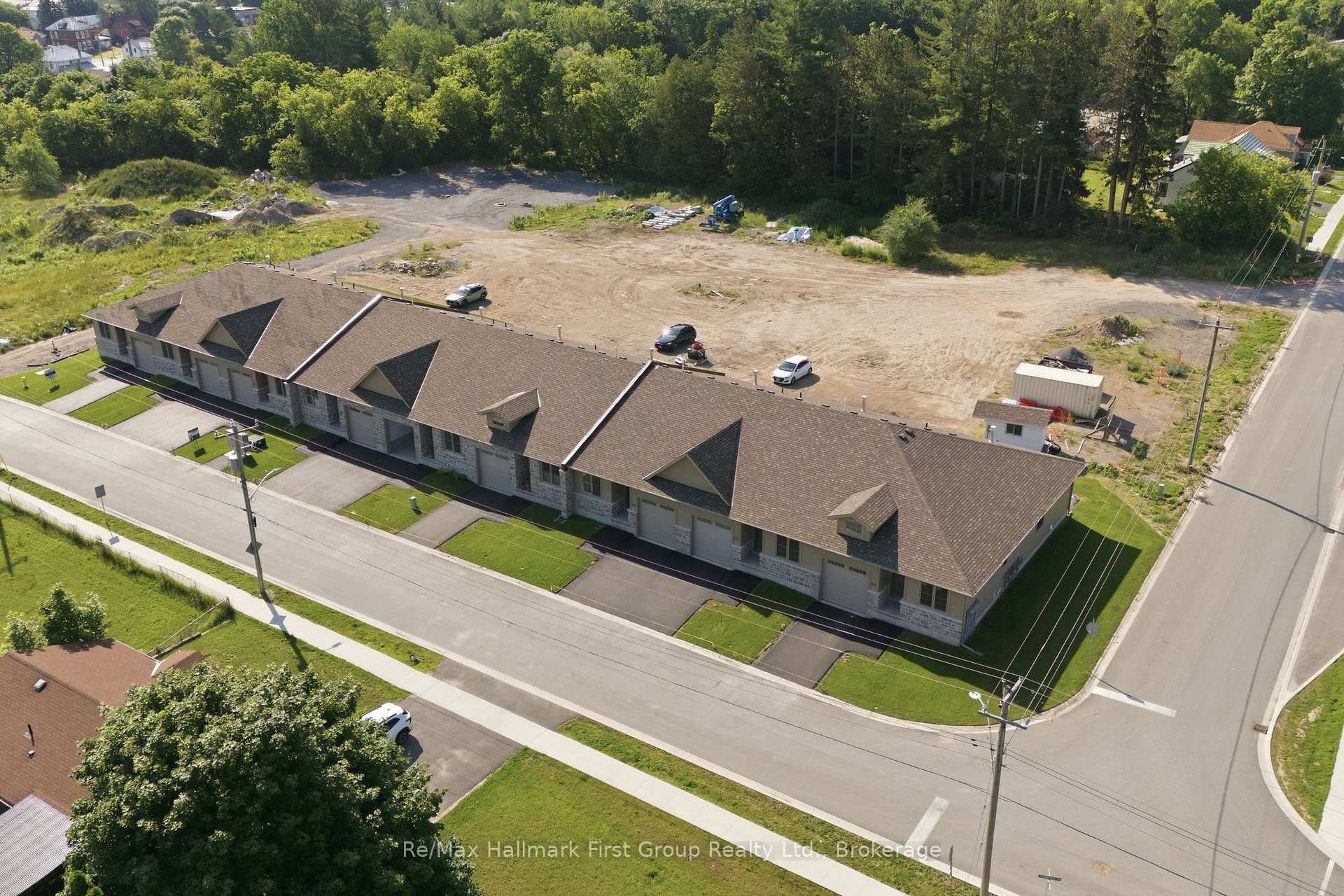 Photo 2 of 173 Pomeroy Avenue, Tweed, Tweed (Village) — HOMEH