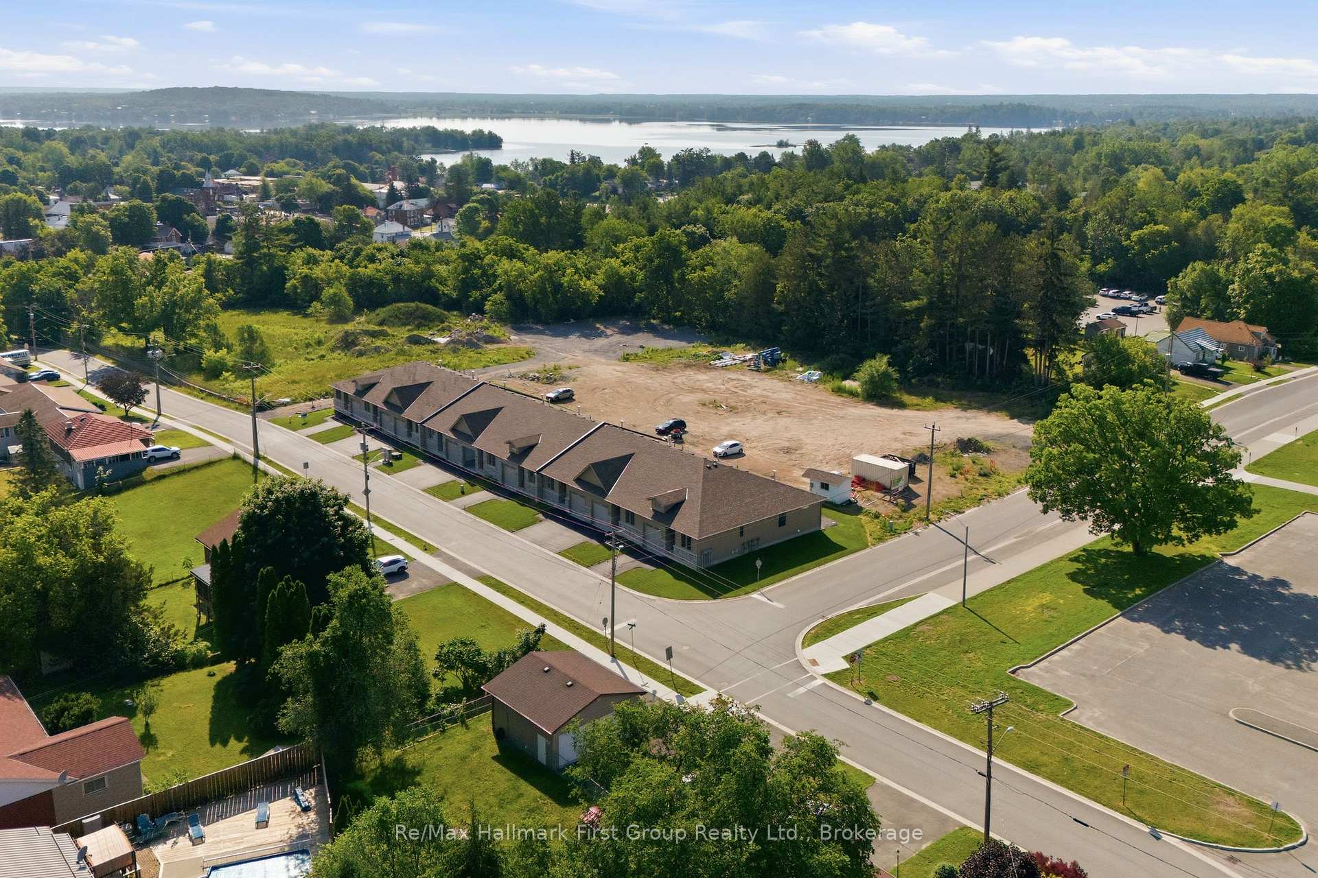 Photo 11 of 173 Pomeroy Avenue, Tweed, Tweed (Village) — HOMEH