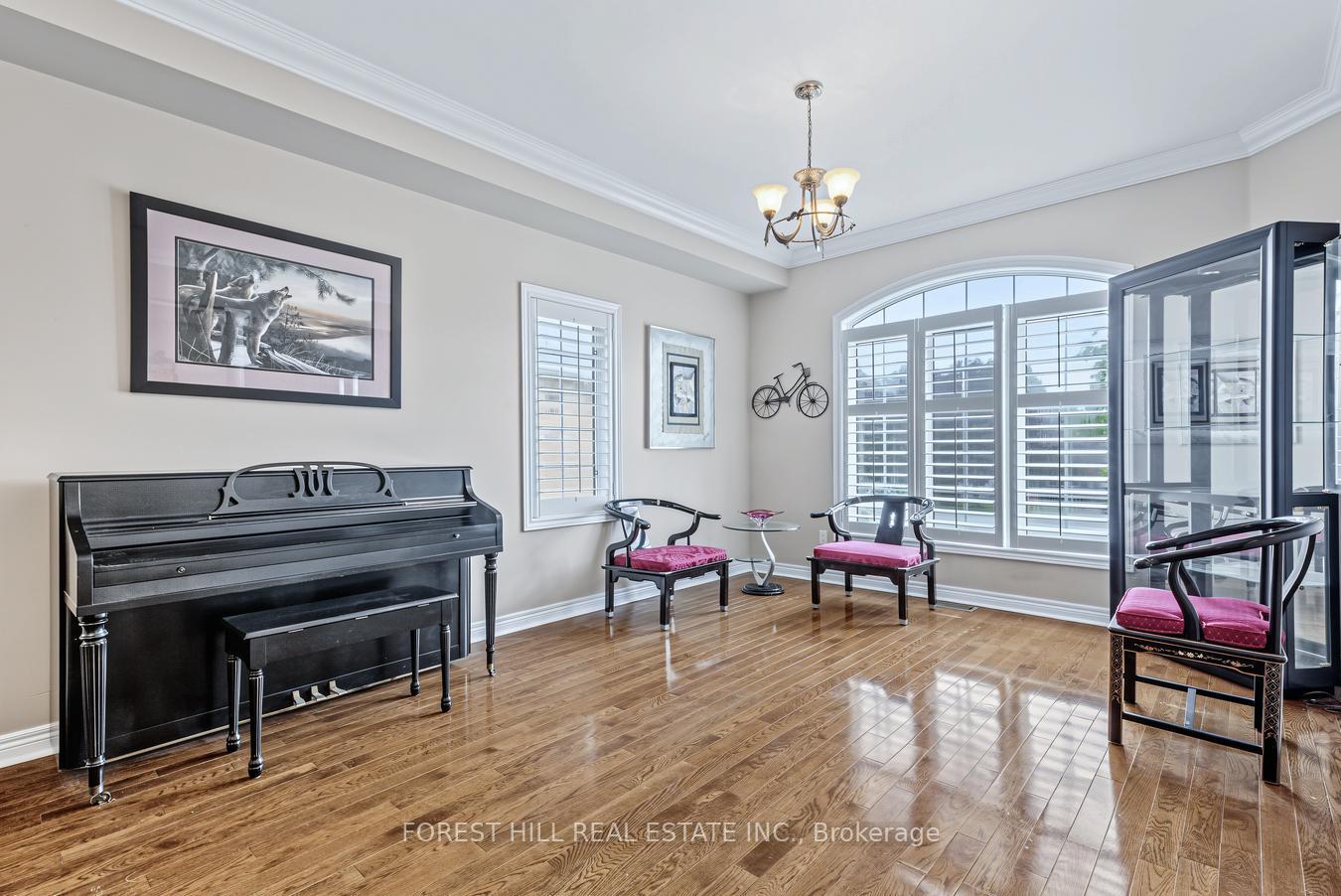 Photo 7 of 54 Maple Grove Avenue, Richmond Hill, Oak Ridges — HOMEH