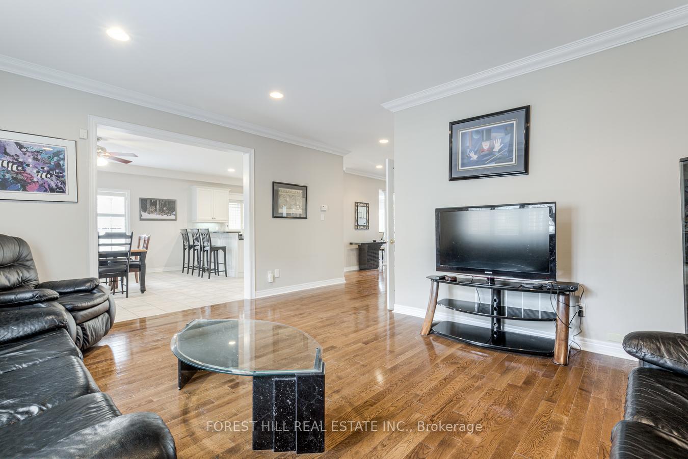 Photo 14 of 54 Maple Grove Avenue, Richmond Hill, Oak Ridges — HOMEH