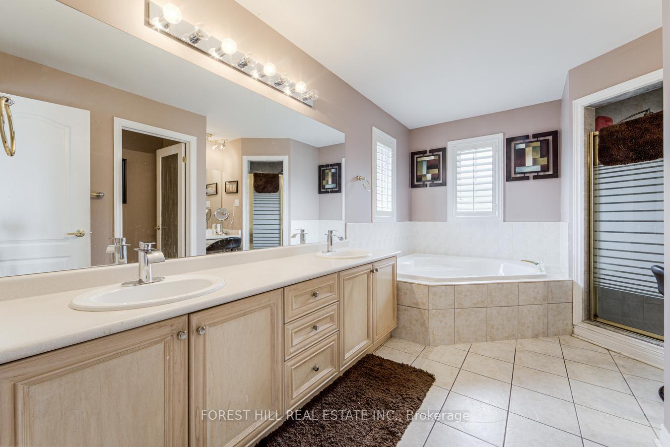 Photo 28 of 54 Maple Grove Avenue, Richmond Hill, Oak Ridges — HOMEH