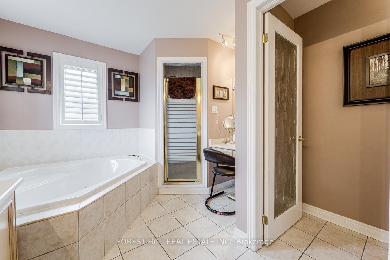 Photo 29 of 54 Maple Grove Avenue, Richmond Hill, Oak Ridges — HOMEH