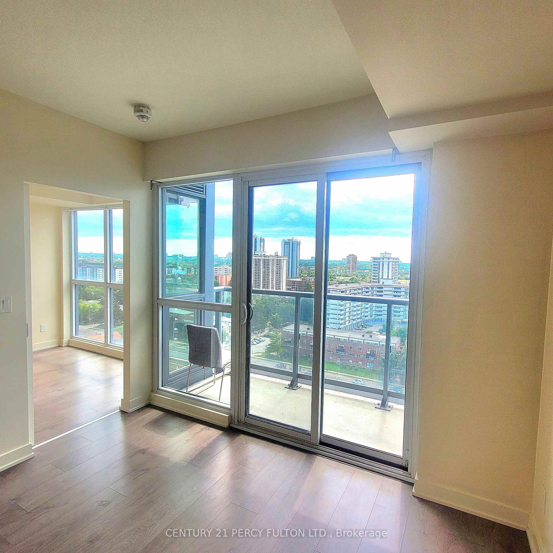 Photo 3 of Unit 1508, 2 Sonic Way, Toronto, Flemingdon Park — HOMEH