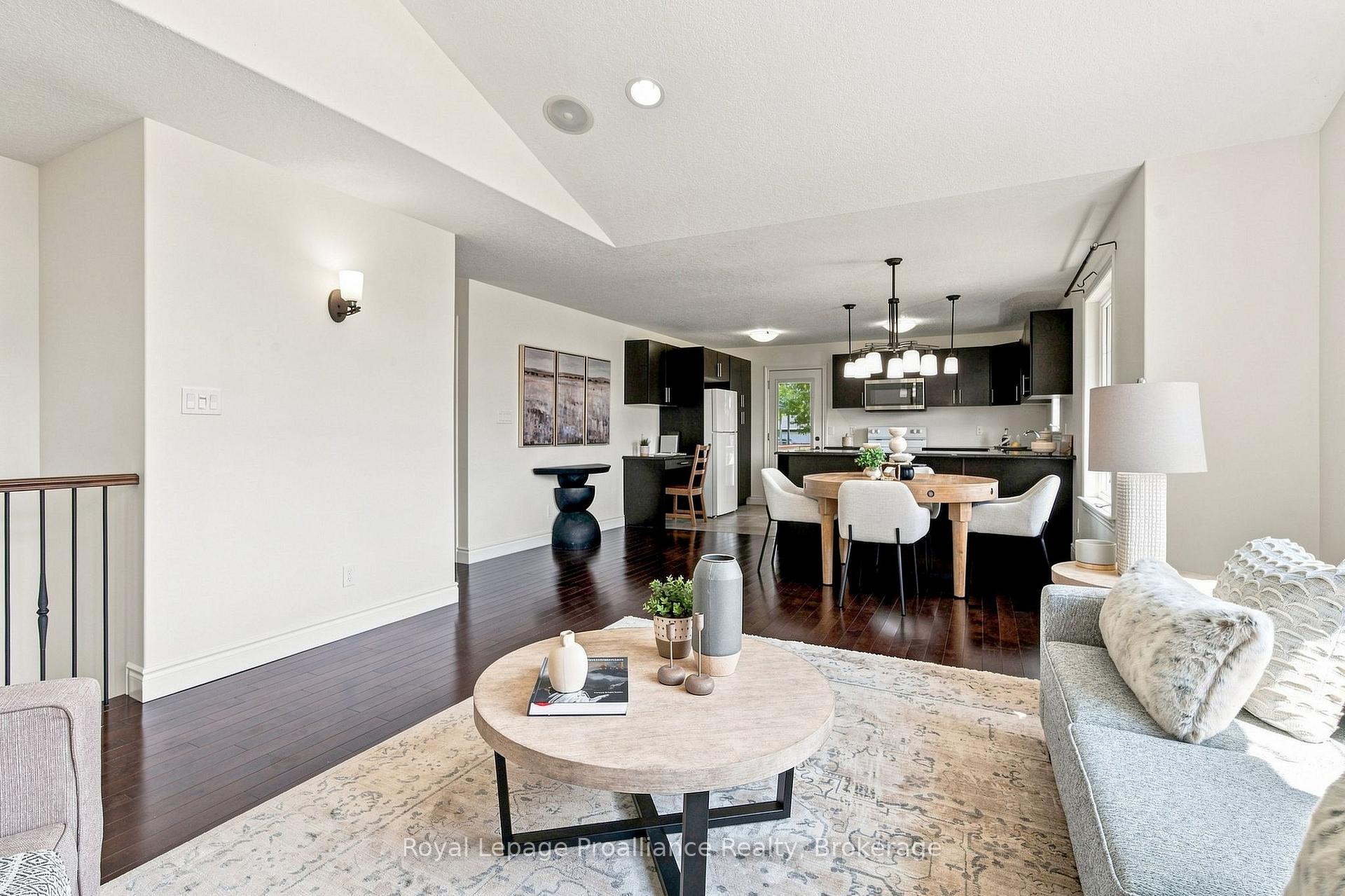 Photo 12 of 63 Freedom Crescent, Quinte West, Sidney Ward — HOMEH