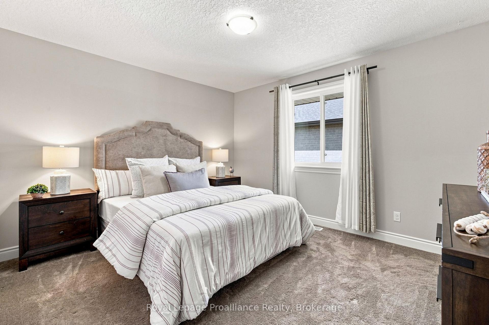 Photo 29 of 63 Freedom Crescent, Quinte West, Sidney Ward — HOMEH