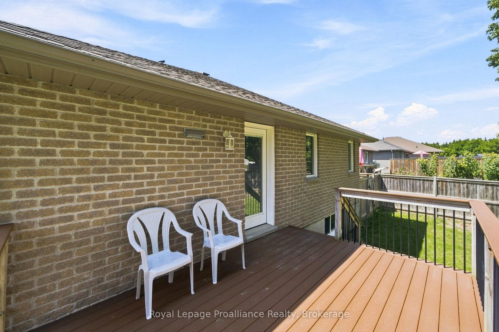 Photo 43 of 63 Freedom Crescent, Quinte West, Sidney Ward — HOMEH