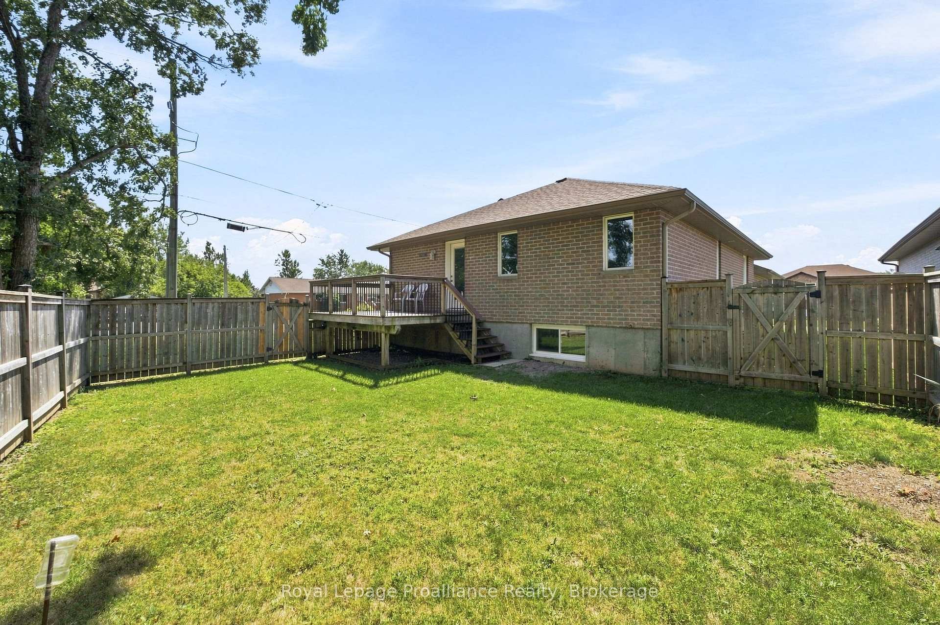 Photo 44 of 63 Freedom Crescent, Quinte West, Sidney Ward — HOMEH