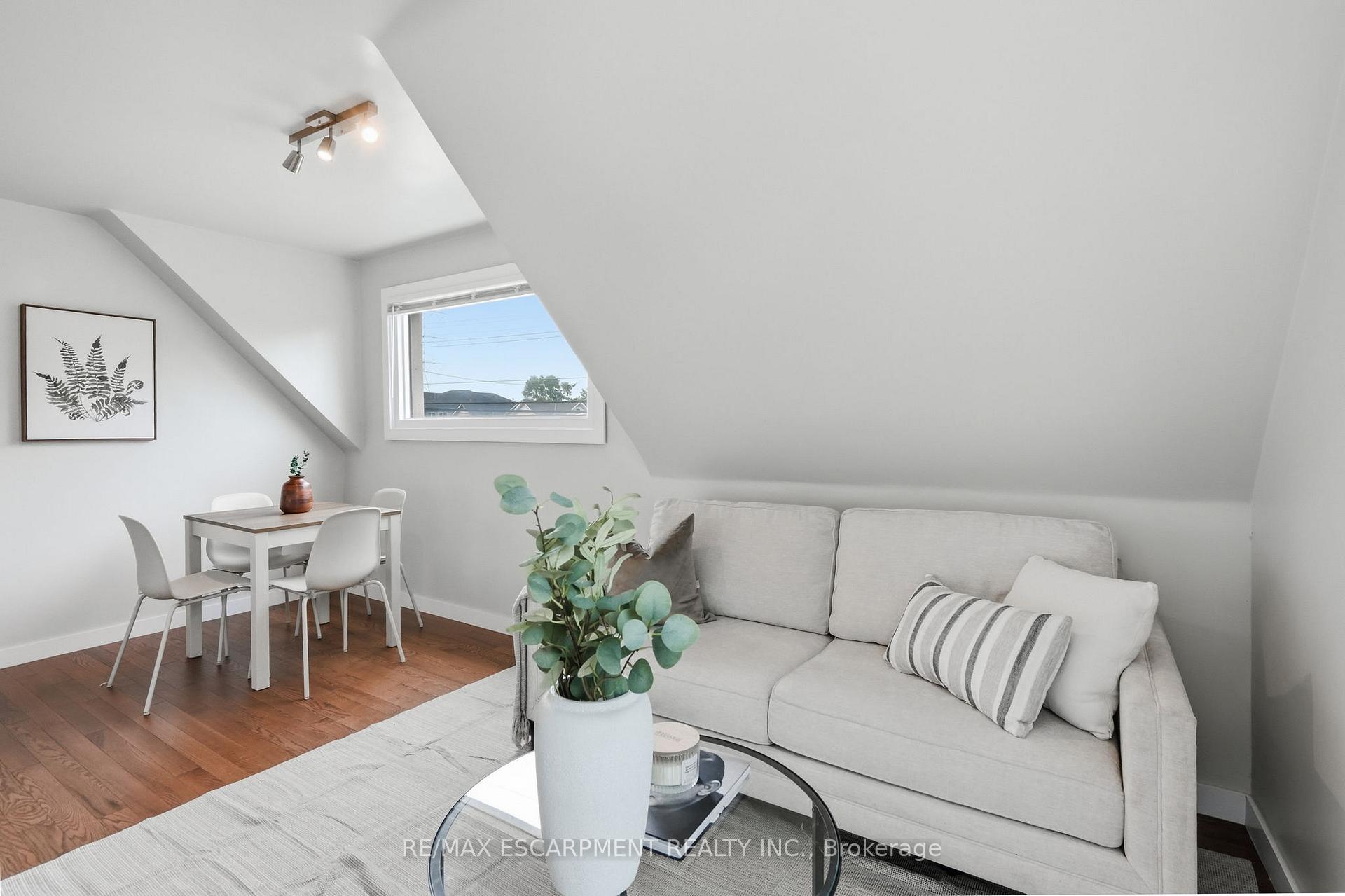 Photo 16 of 410 Beach Boulevard, Hamilton, Hamilton Beach — HOMEH