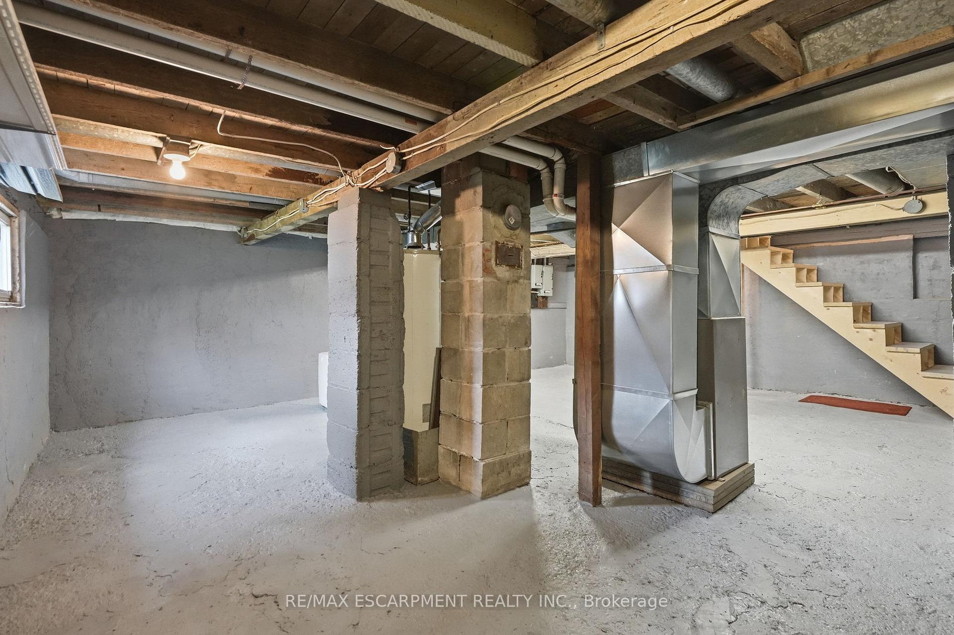 Photo 20 of 410 Beach Boulevard, Hamilton, Hamilton Beach — HOMEH