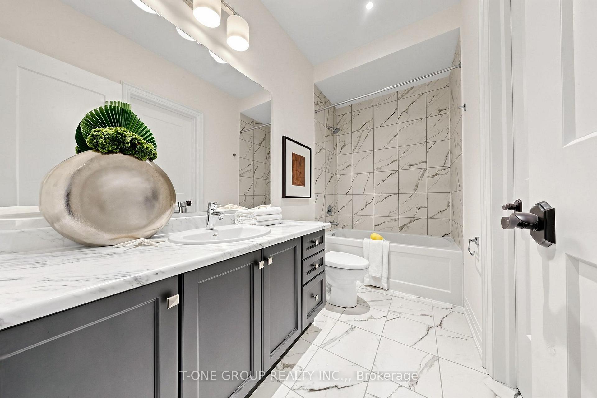 Photo 41 of 75 West Village Lane, Markham, Angus Glen — HOMEH
