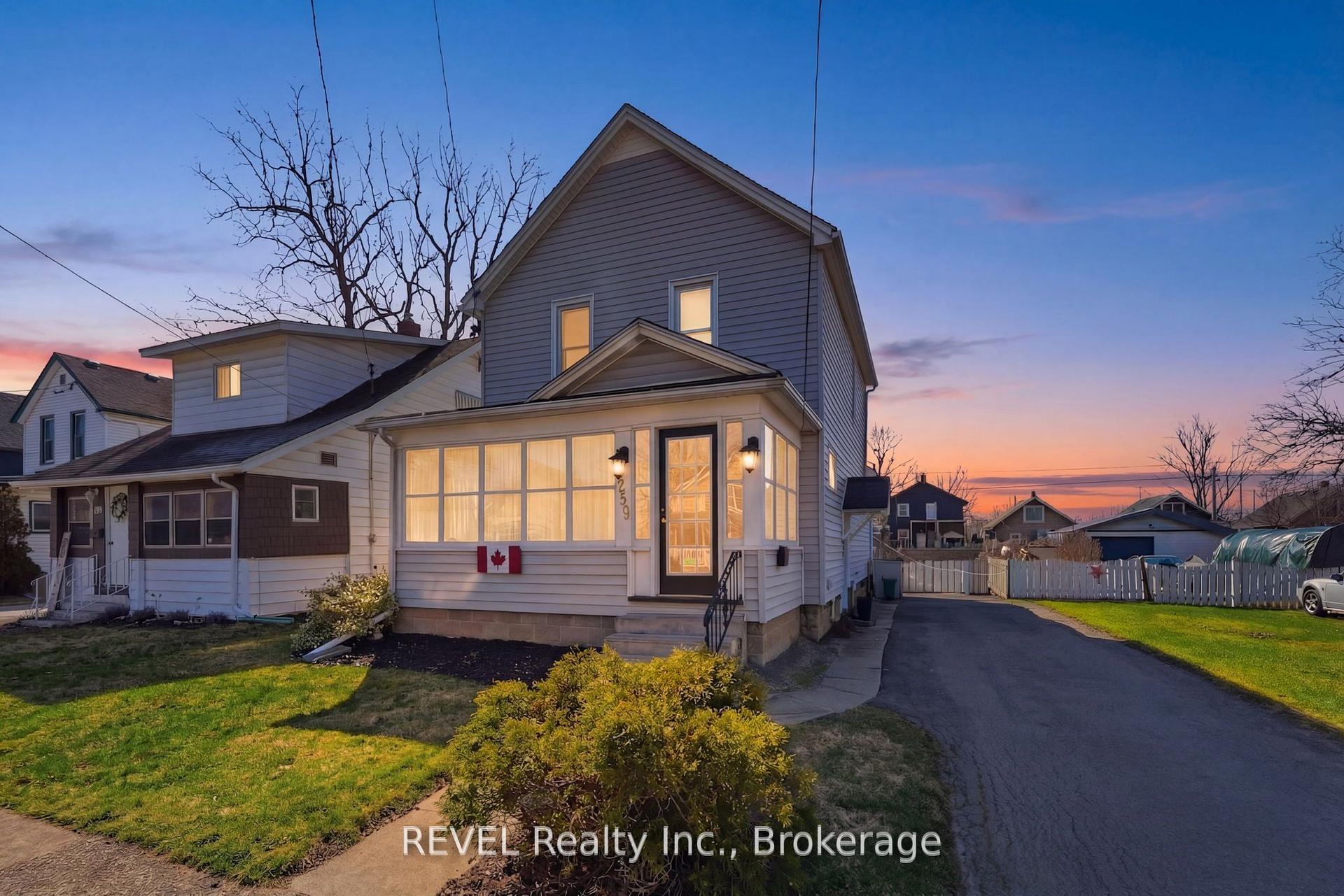 Photo of 259 Dufferin Street