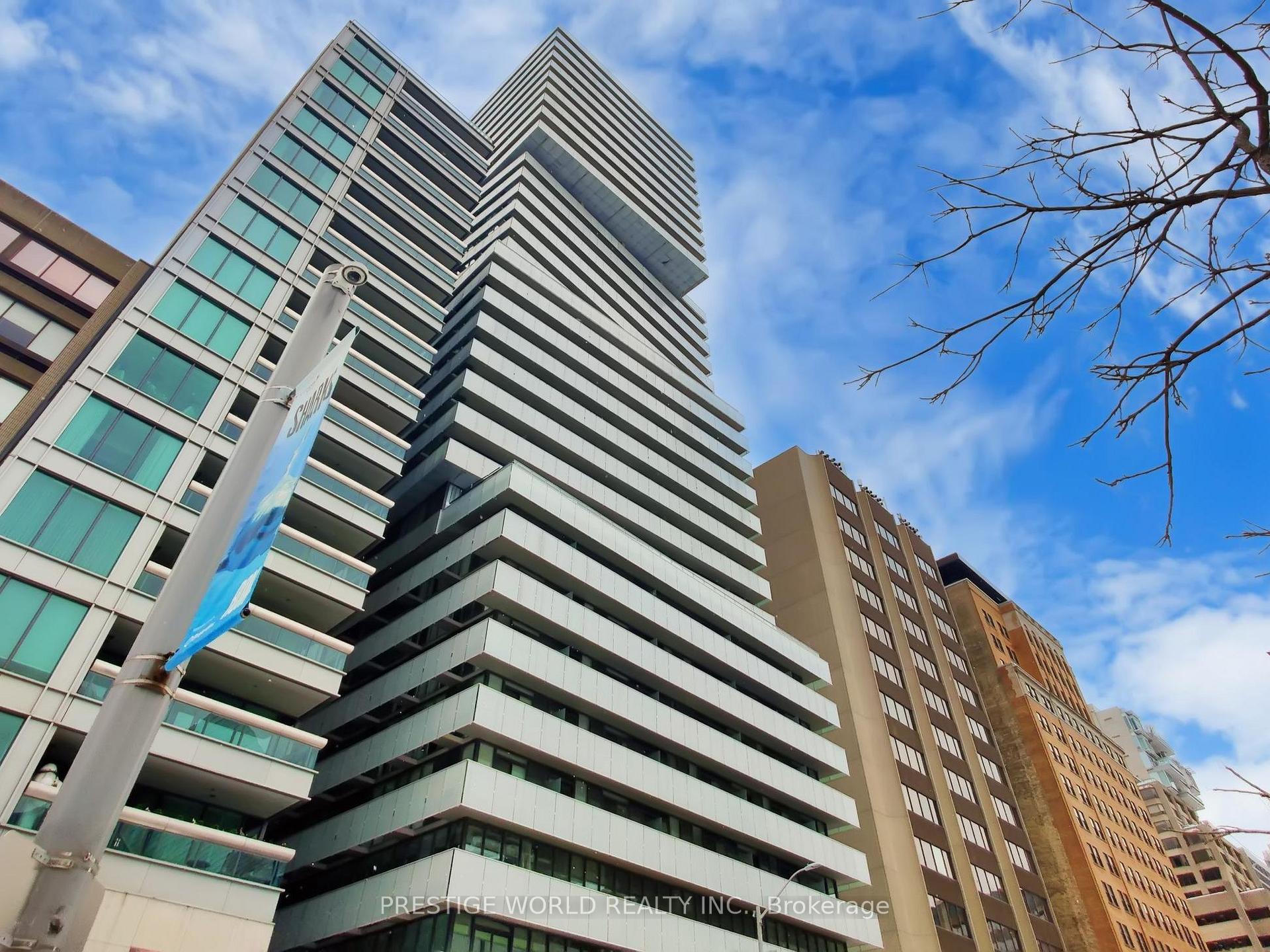 Photo of Unit 1401, 200 Bloor Street West W