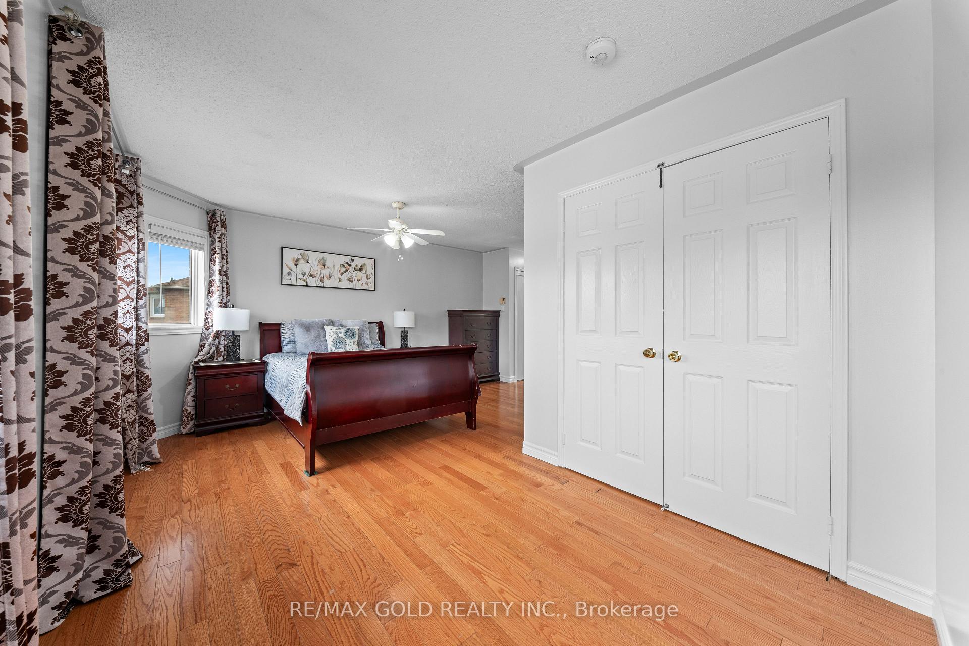 Photo 23 of 45 Eagleridge Drive, Brampton, Sandringham-Wellington — HOMEH