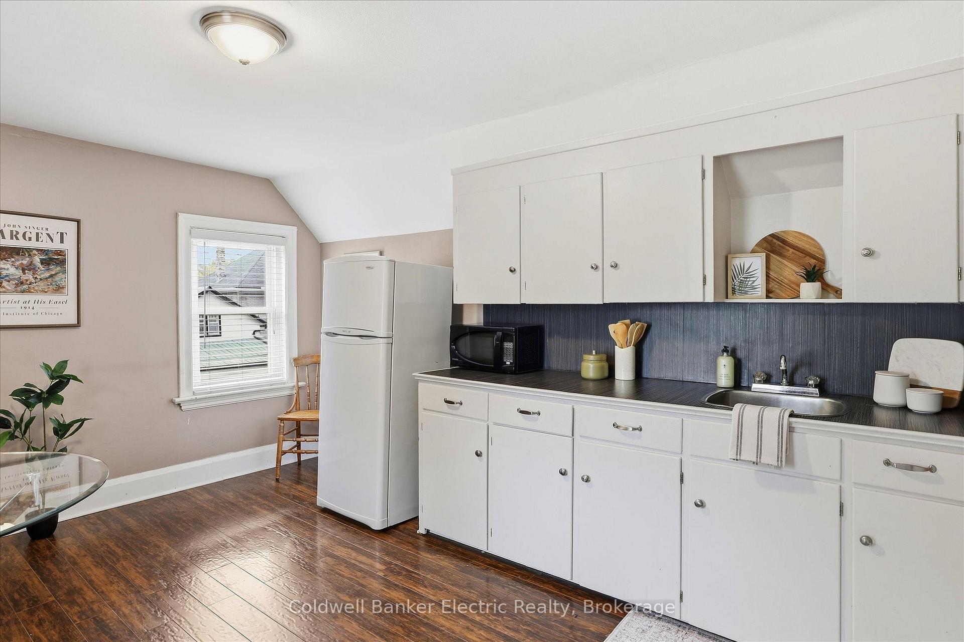 Photo 22 of 461 Murray Street, Peterborough, Town Ward 3 — HOMEH