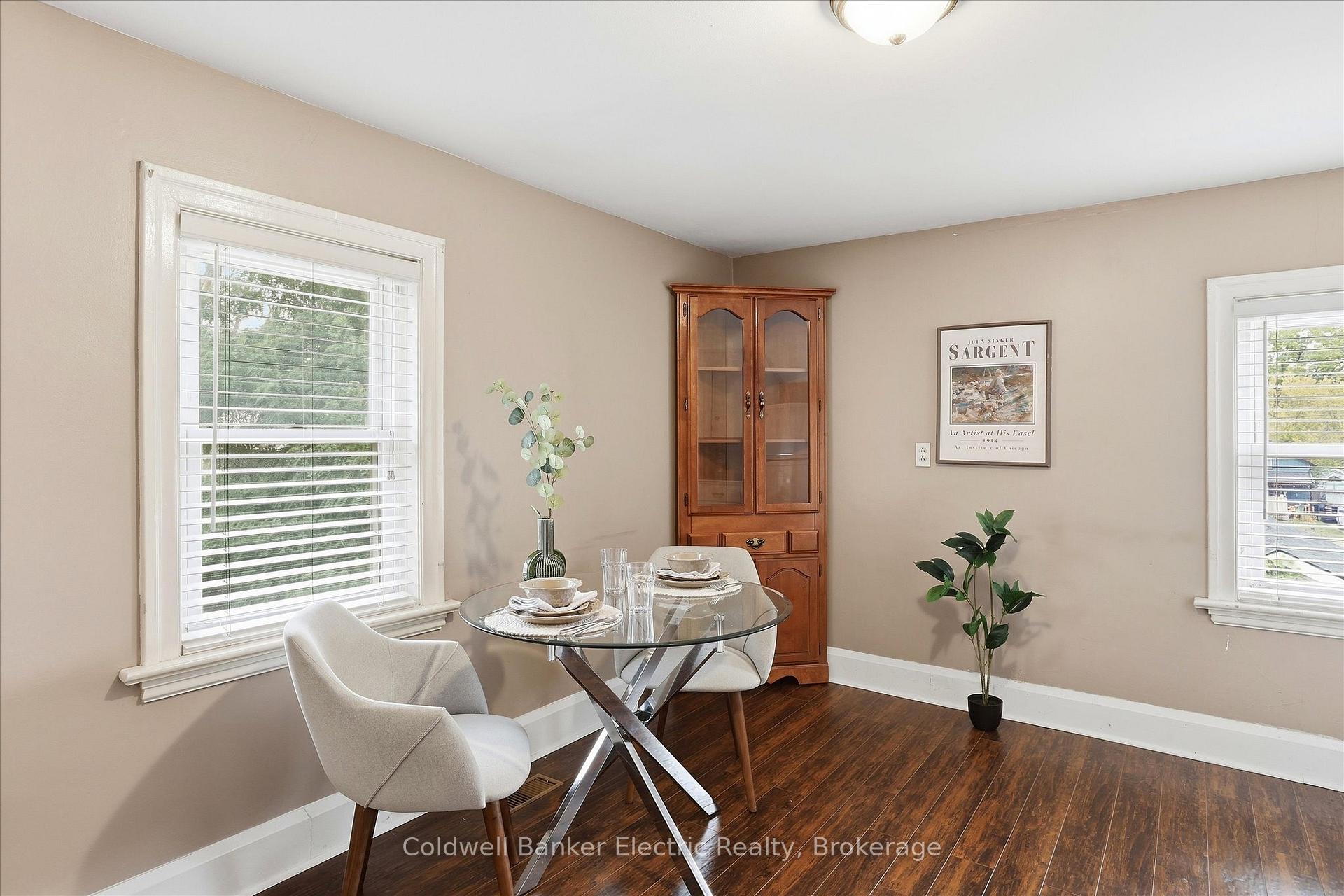 Photo 24 of 461 Murray Street, Peterborough, Town Ward 3 — HOMEH