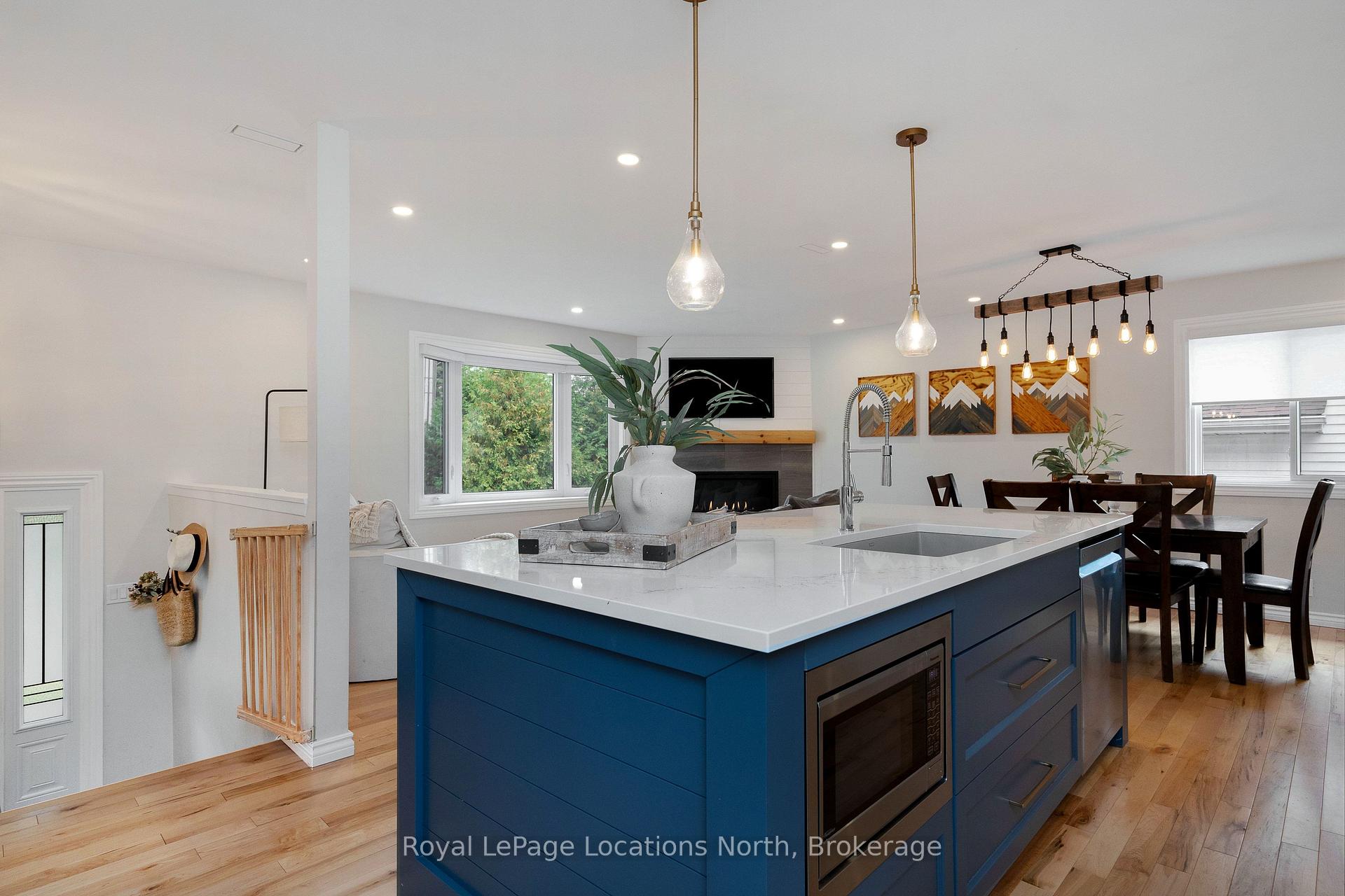 Photo 9 of 390 Second Street, Collingwood — HOMEH