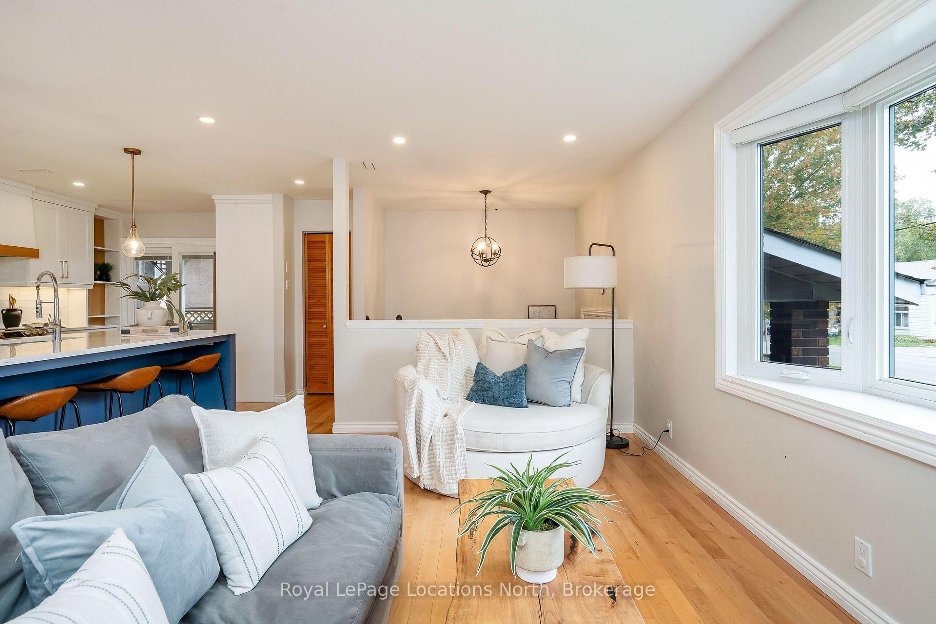 Photo 11 of 390 Second Street, Collingwood — HOMEH