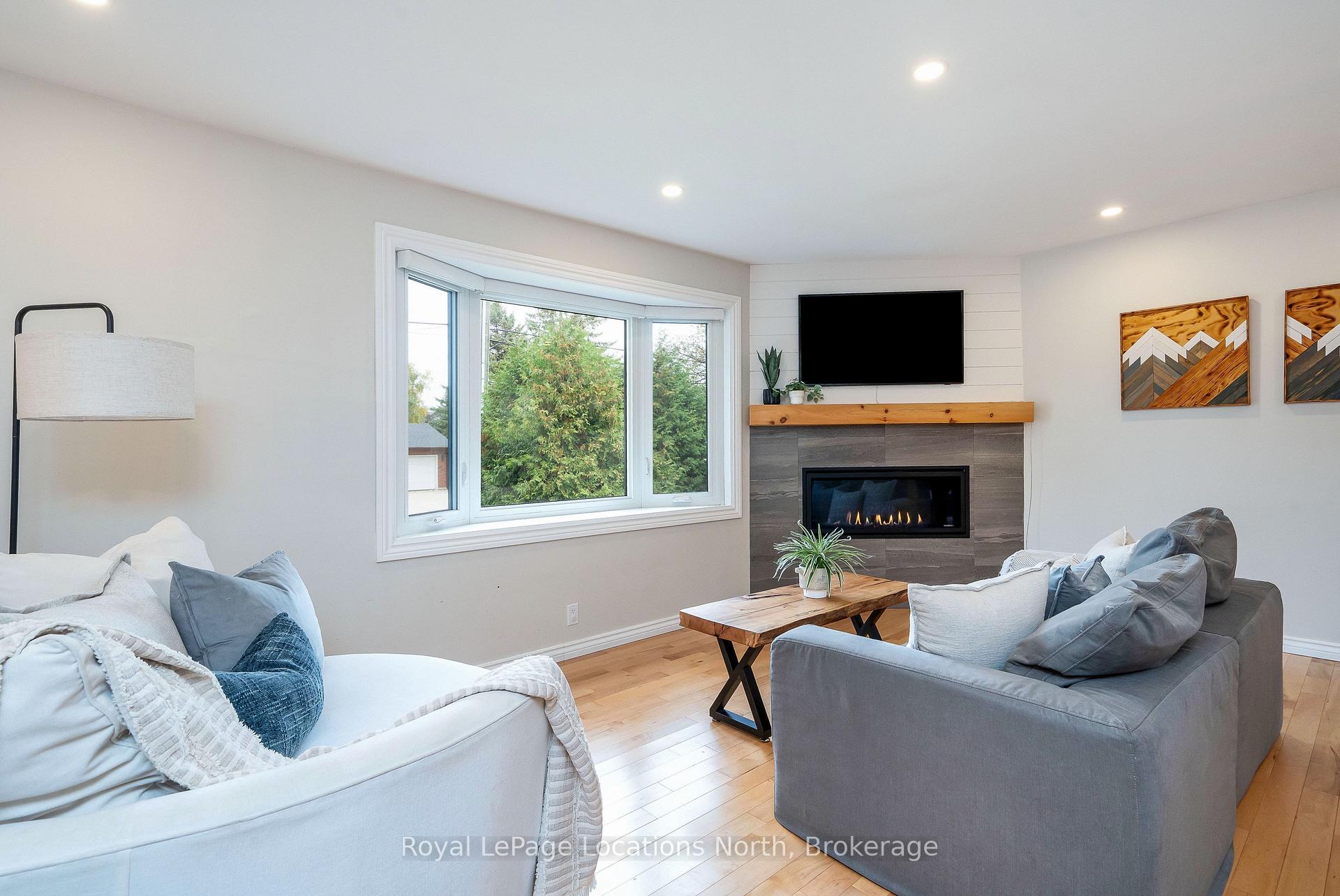 Photo 12 of 390 Second Street, Collingwood — HOMEH