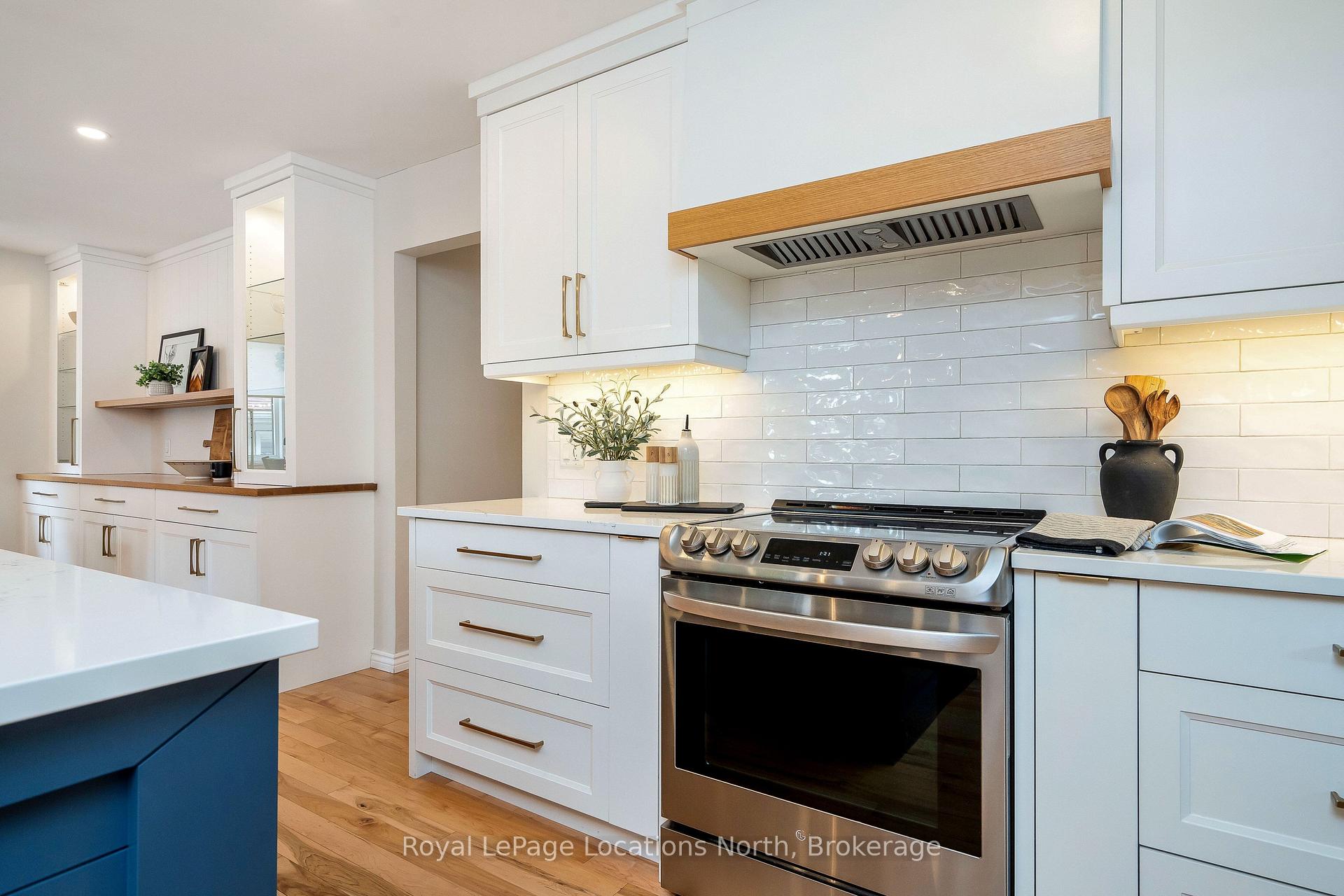 Photo 14 of 390 Second Street, Collingwood — HOMEH