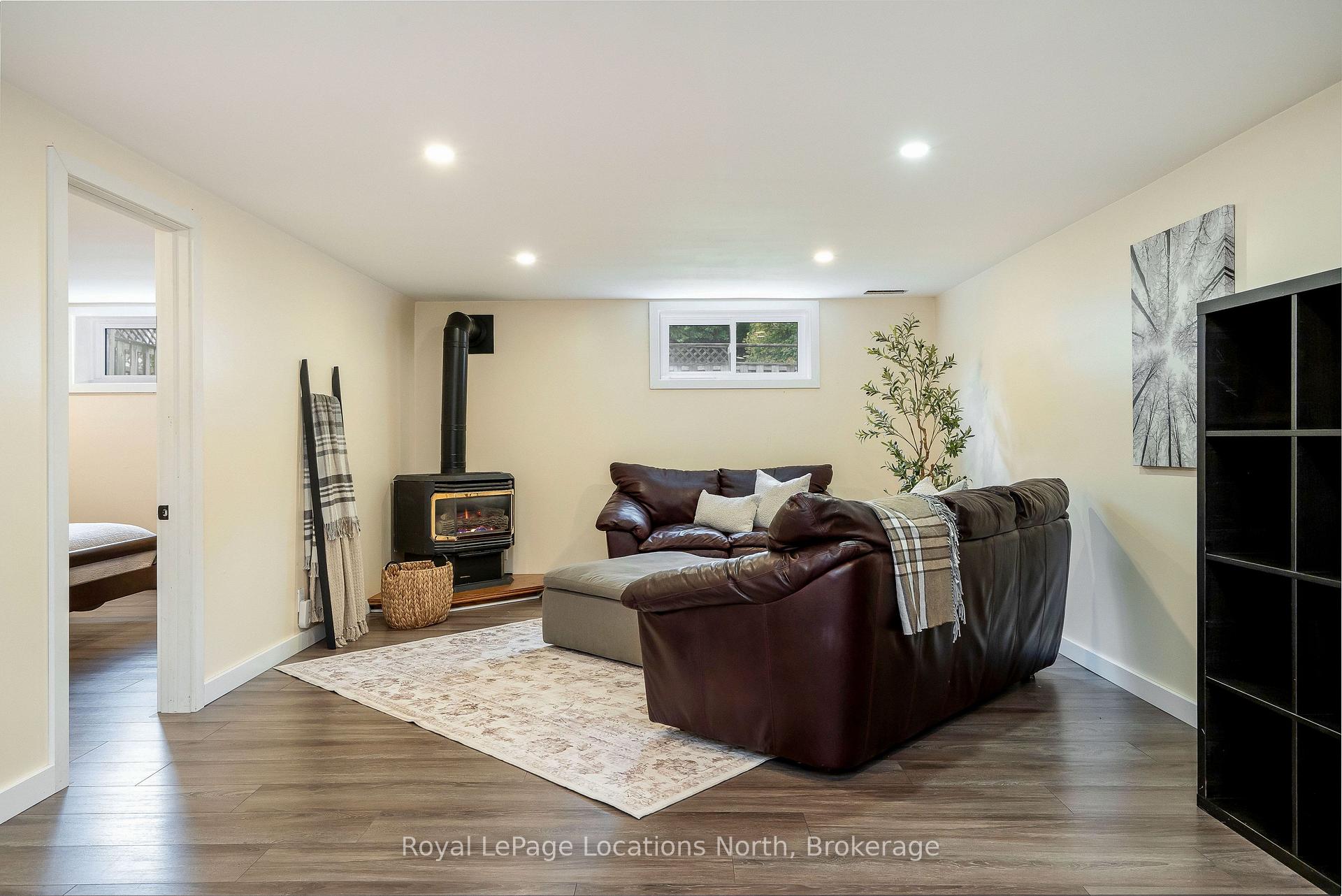 Photo 25 of 390 Second Street, Collingwood — HOMEH