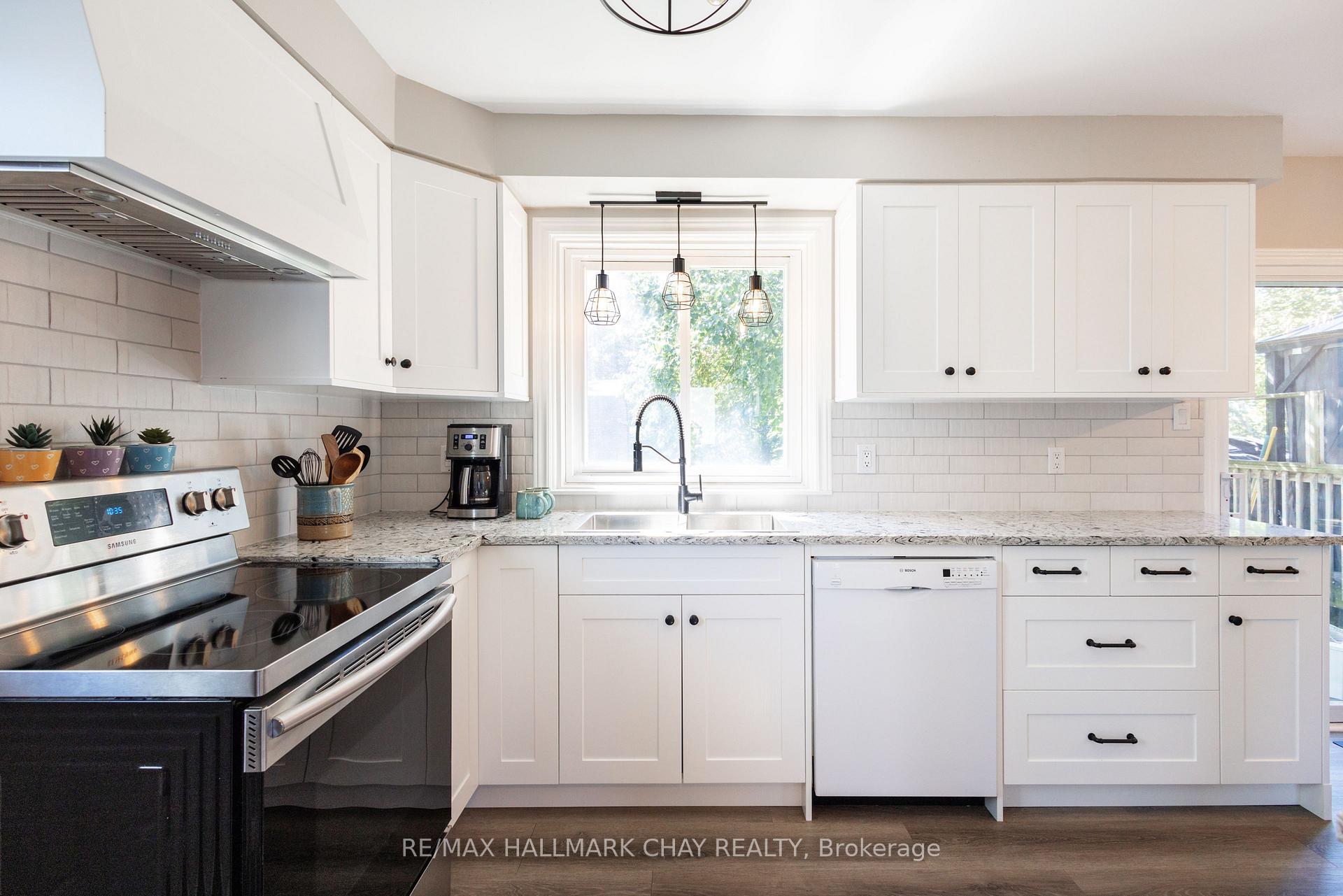 Photo 15 of 103 Daphne Crescent, Barrie, Cundles East — HOMEH