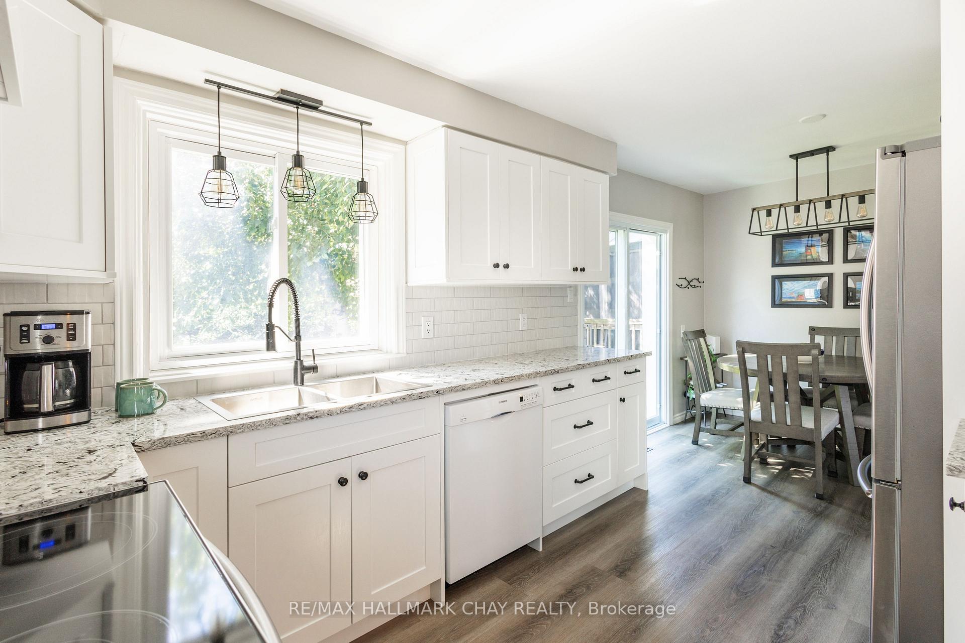 Photo 17 of 103 Daphne Crescent, Barrie, Cundles East — HOMEH