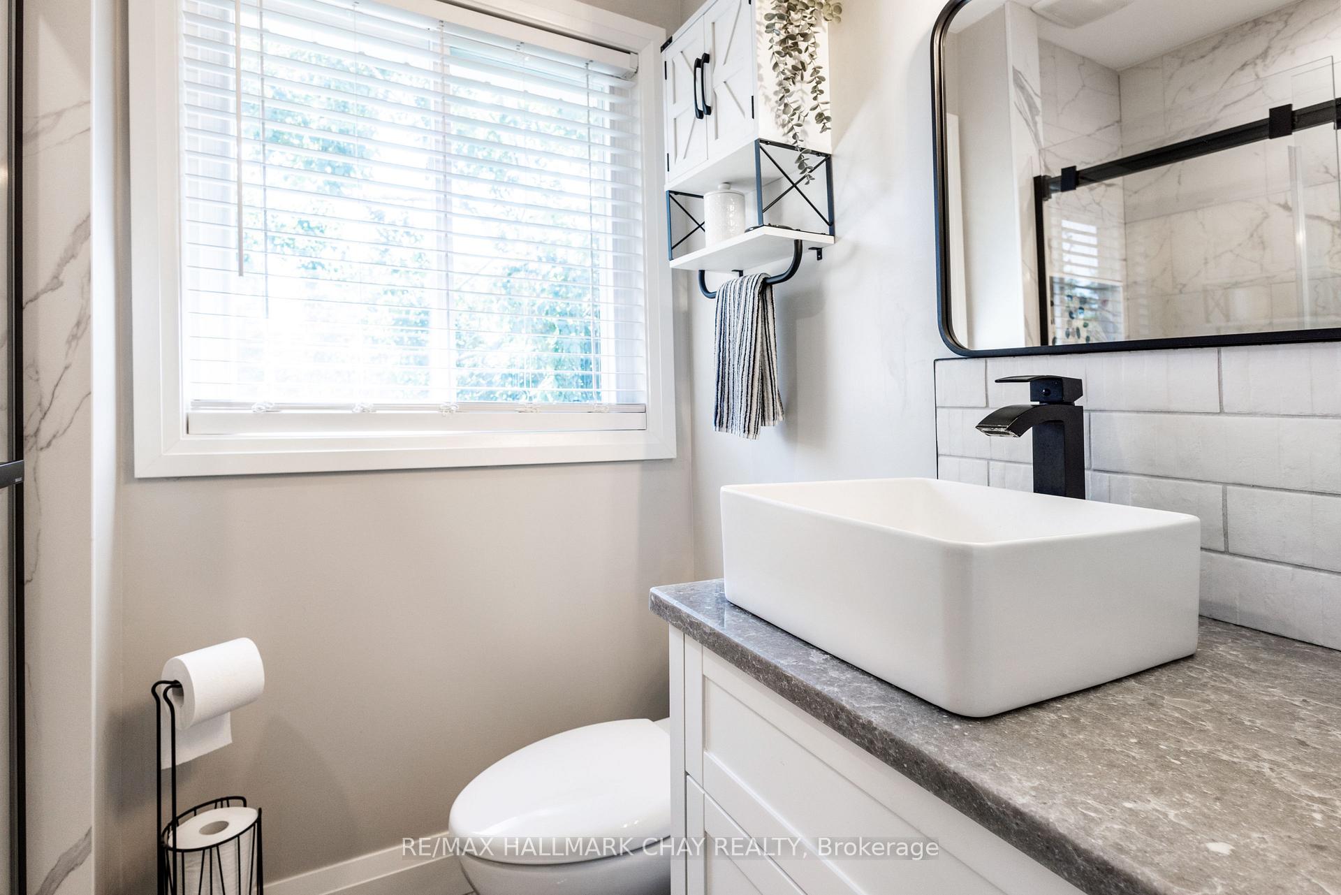 Photo 20 of 103 Daphne Crescent, Barrie, Cundles East — HOMEH