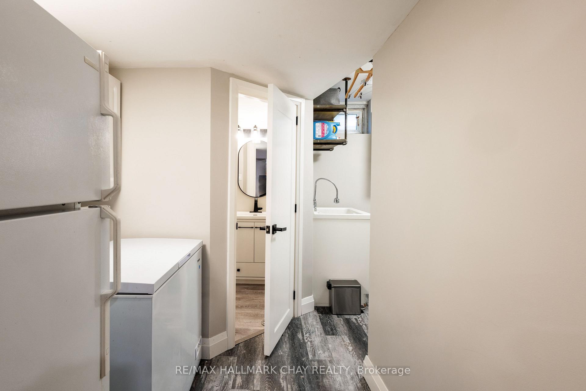 Photo 34 of 103 Daphne Crescent, Barrie, Cundles East — HOMEH