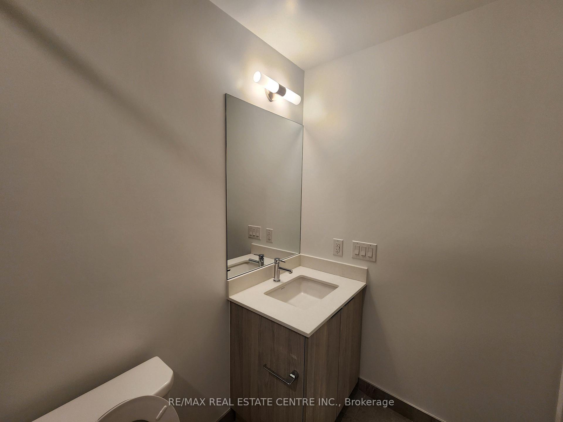 Photo 11 of Unit 4305, 395 Square One Drive, Mississauga, City Centre — HOMEH