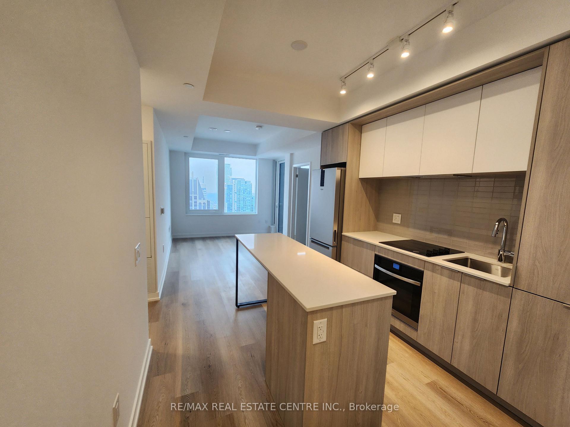 Photo 13 of Unit 4305, 395 Square One Drive, Mississauga, City Centre — HOMEH