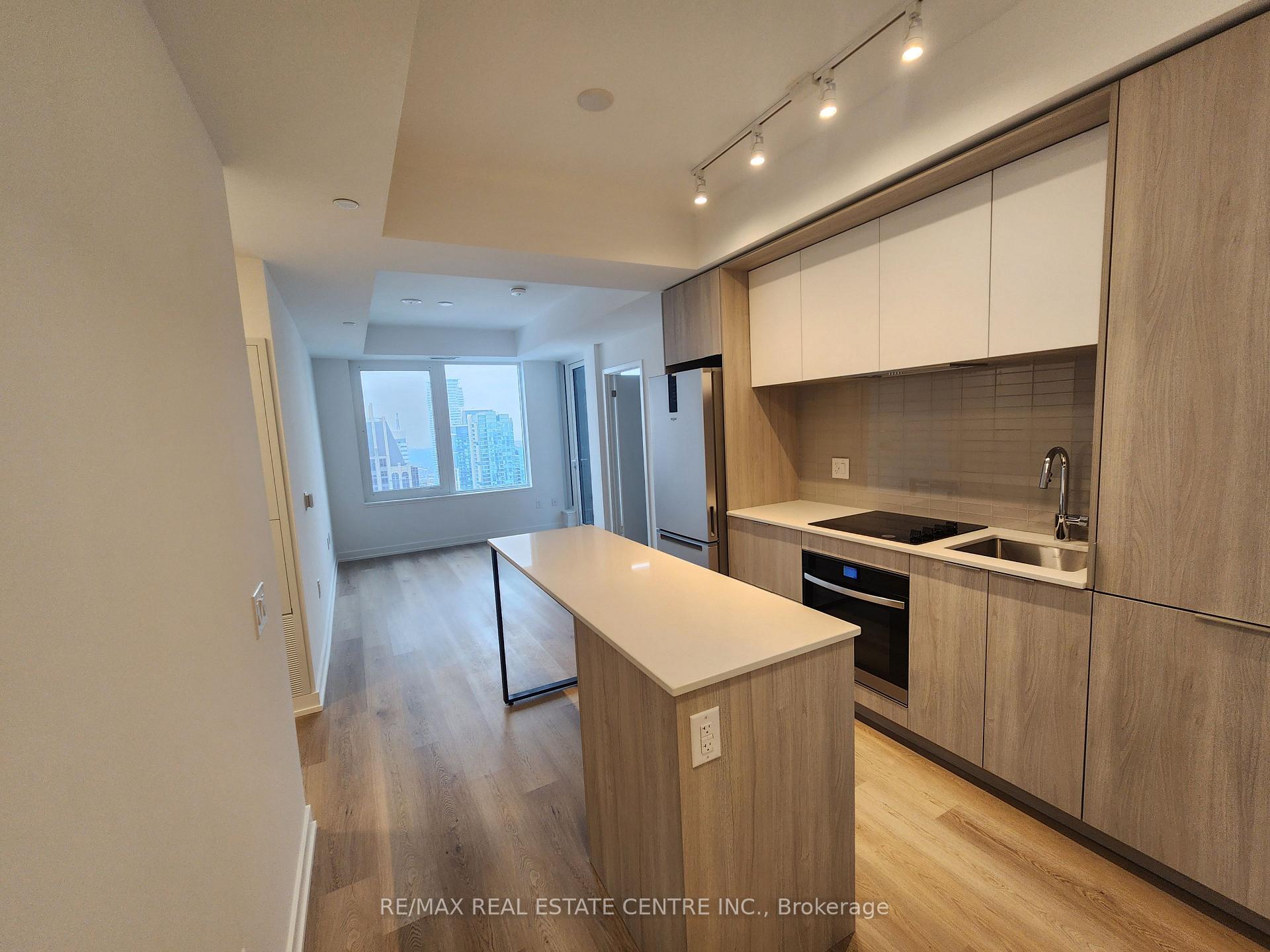 Photo 15 of Unit 4305, 395 Square One Drive, Mississauga, City Centre — HOMEH