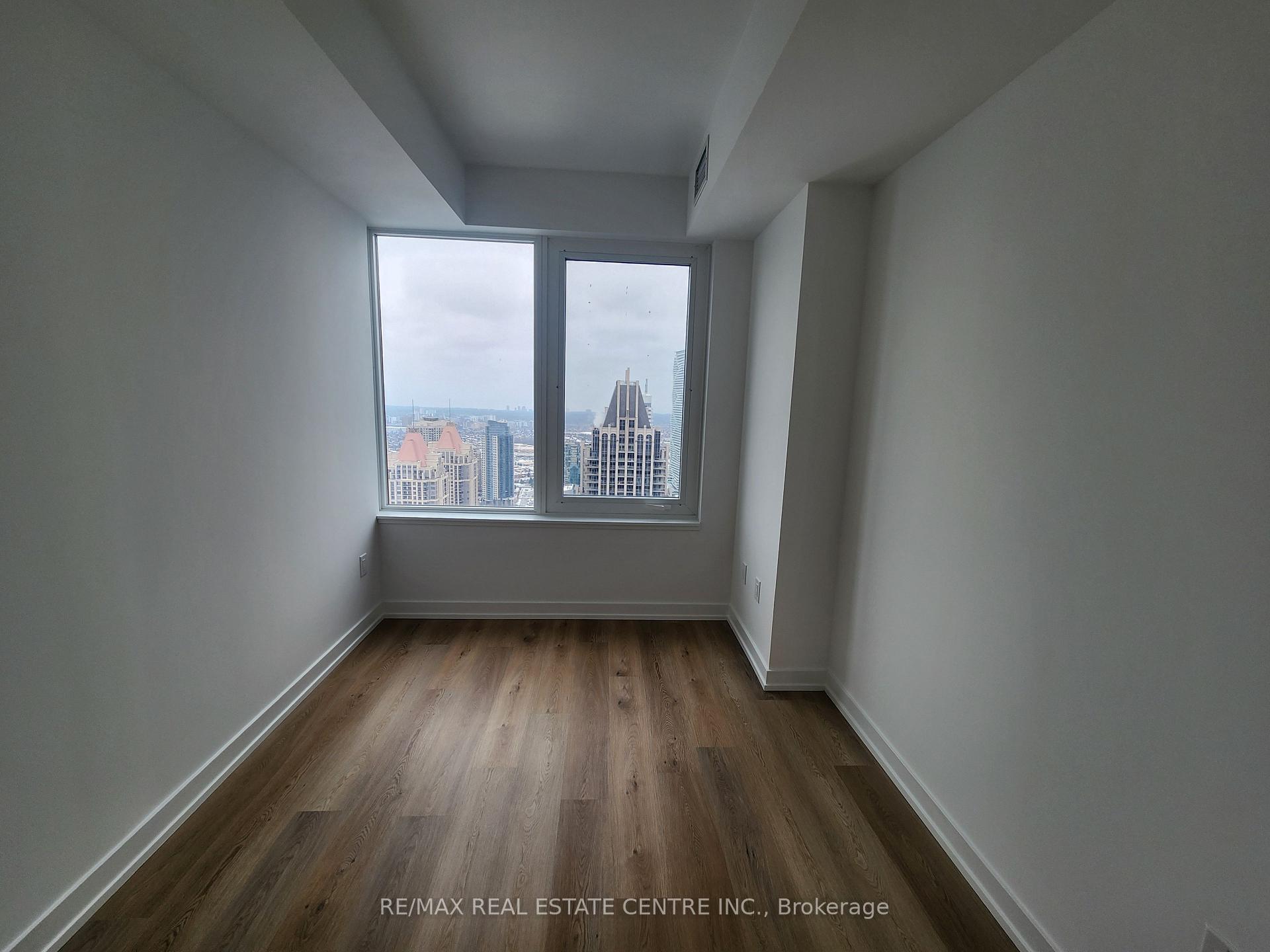 Photo 19 of Unit 4305, 395 Square One Drive, Mississauga, City Centre — HOMEH
